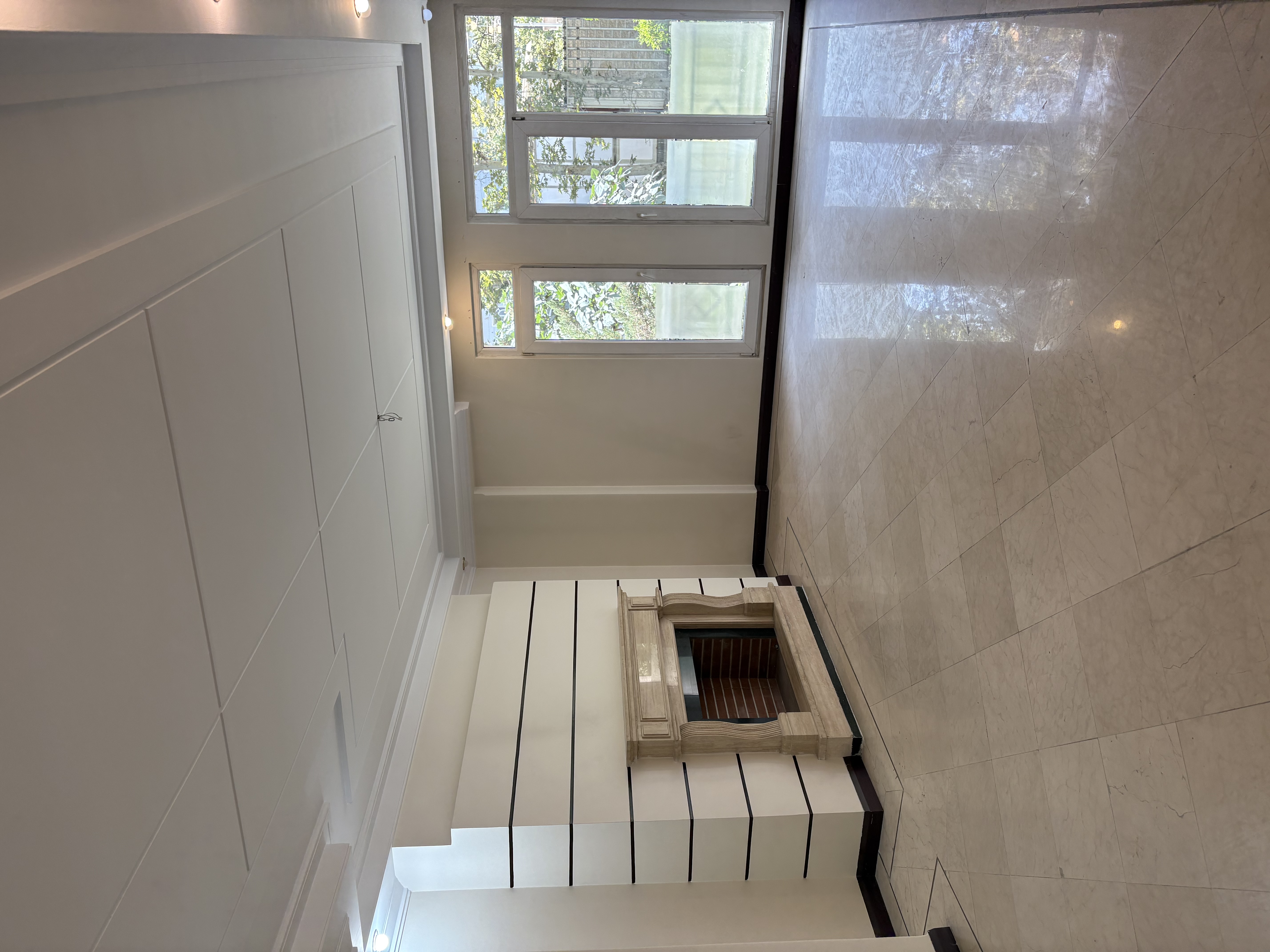 اجاره آپارتمان 135 متری تاپ لوکیشن