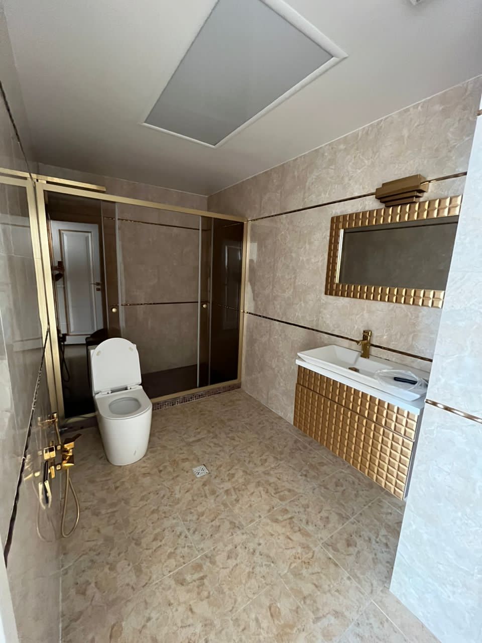 اجاره آپارتمان 330 متری جمشیدیه