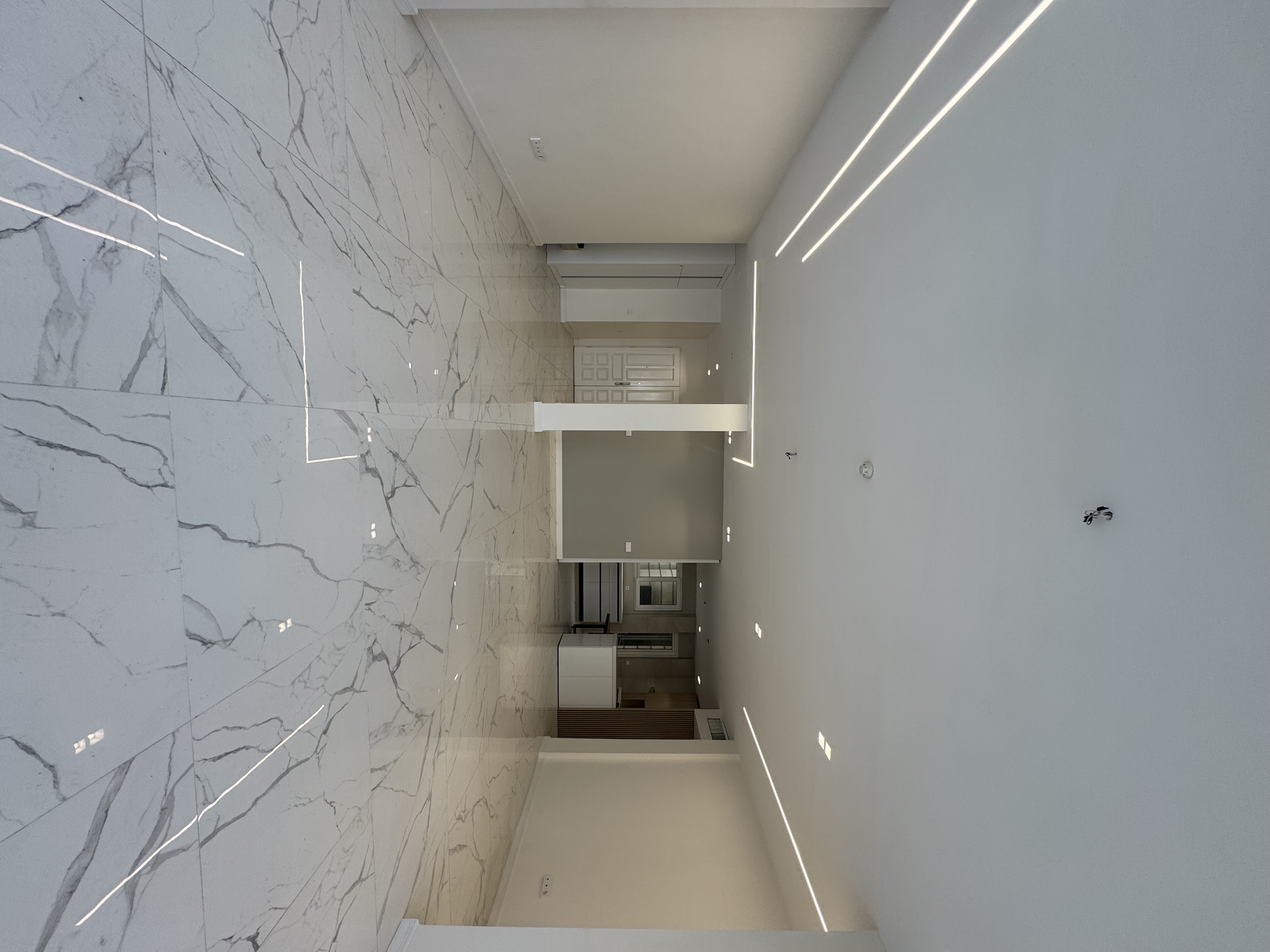 فروش آپارتمان 190متر آجودانیه 3مستر