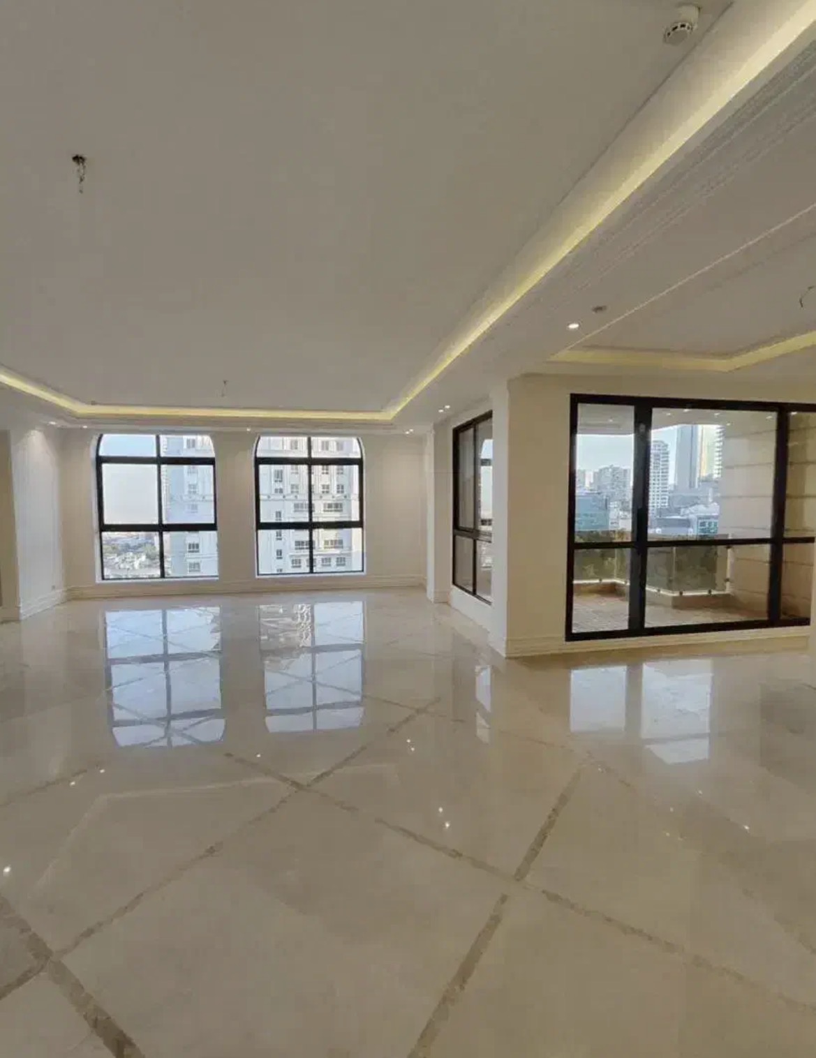 فروش اپارتمان 200 متر فرمانیه فول امکانات