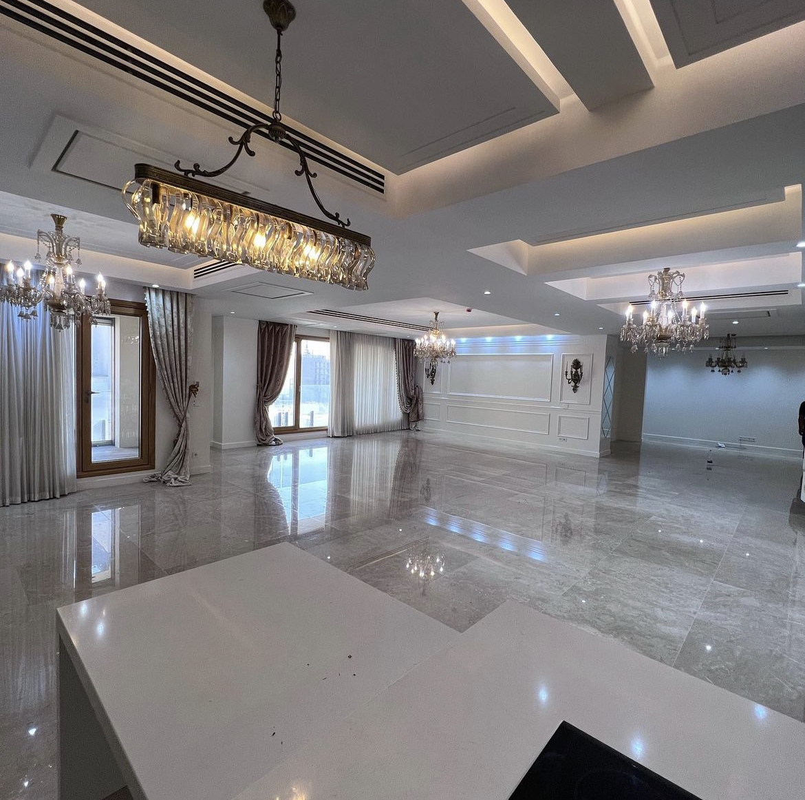 فروش آپارتمان 180 متر کامرانیه شمالی فول مشاعات 3خواب