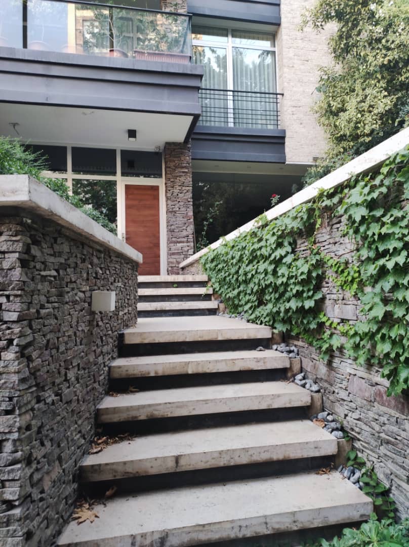 فروش‌ آپارتمان 210متر نیاوران شخصی ساز