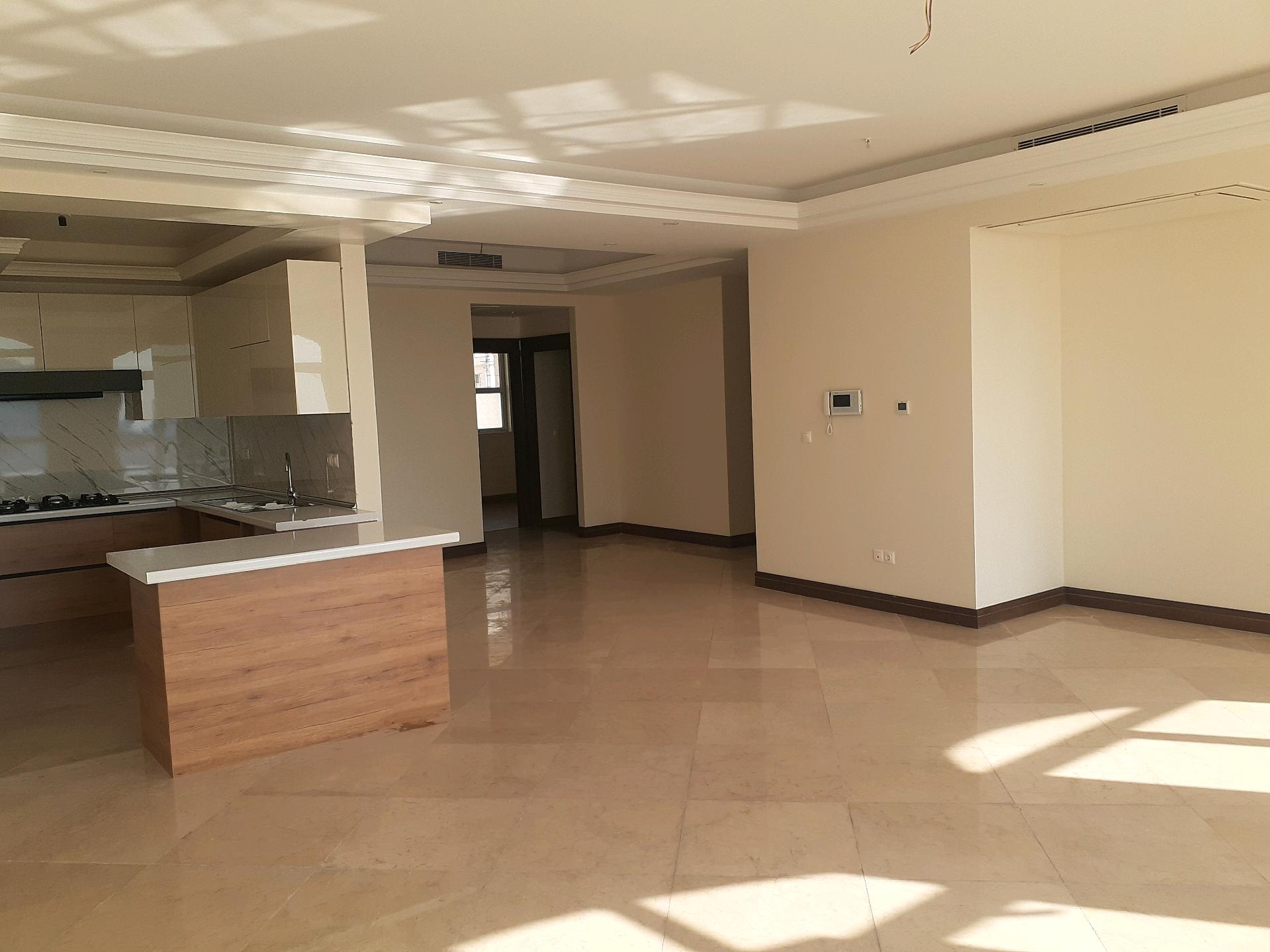 فروش آپارتمان 155 متر درب دوم 2پارکینگ فول امکانات