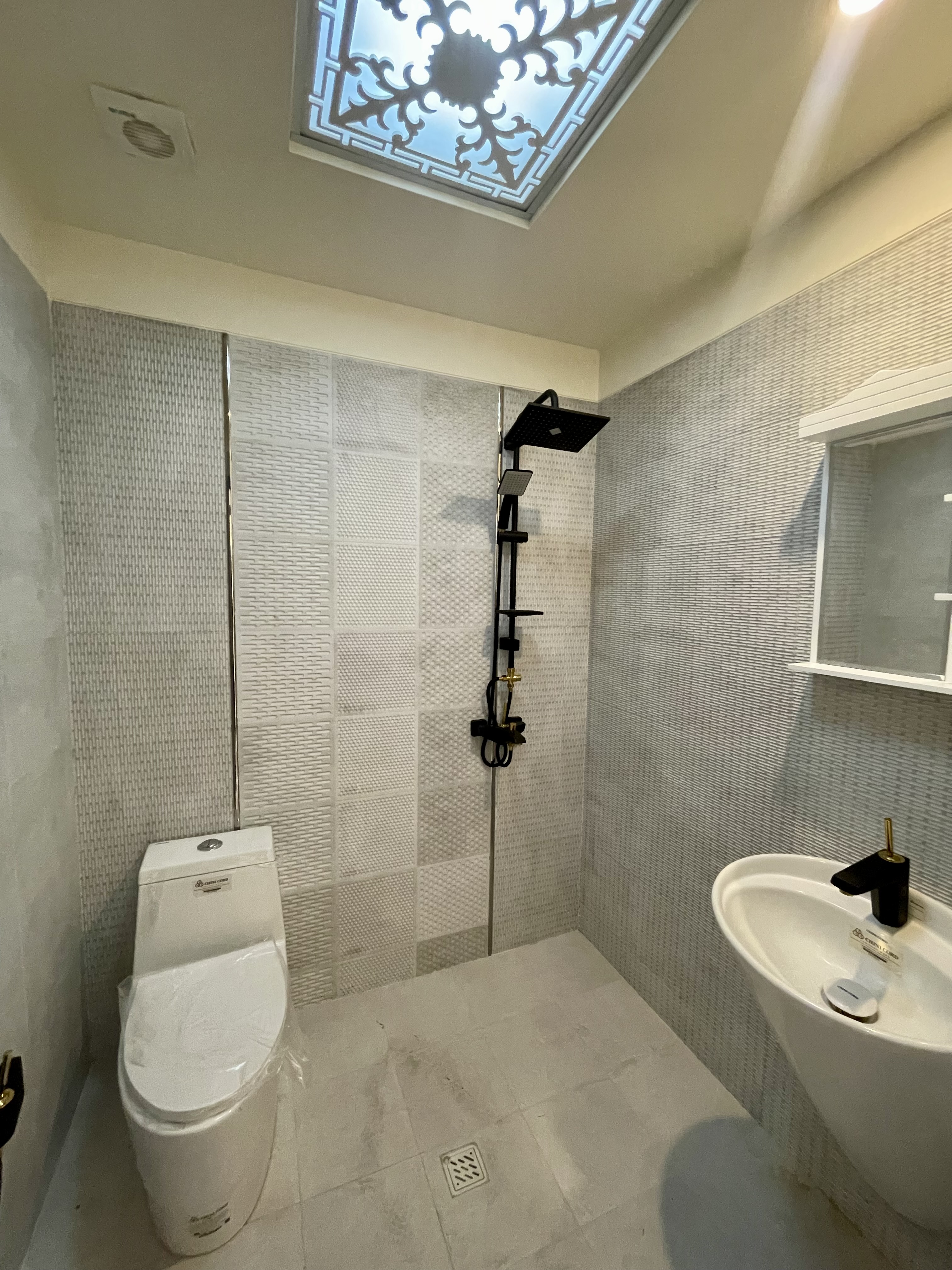 فروش آپارتمان 110متر قیطریه کلید نخورده