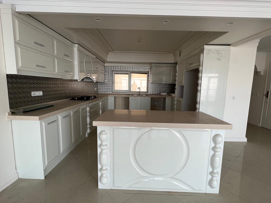 اجاره اپارتمان 200 متر نیاوران