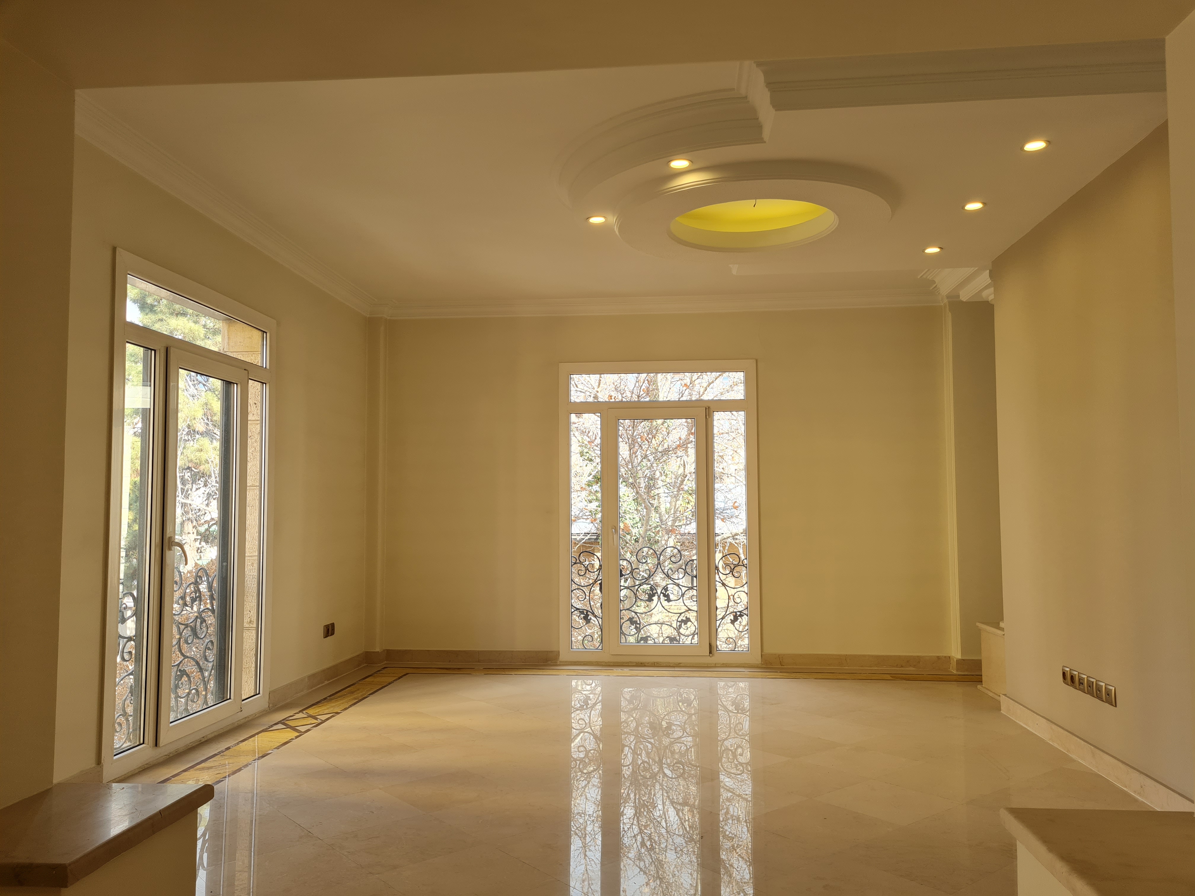 فروش آپارتمان 200 متر تاپ لوکیشن دروس