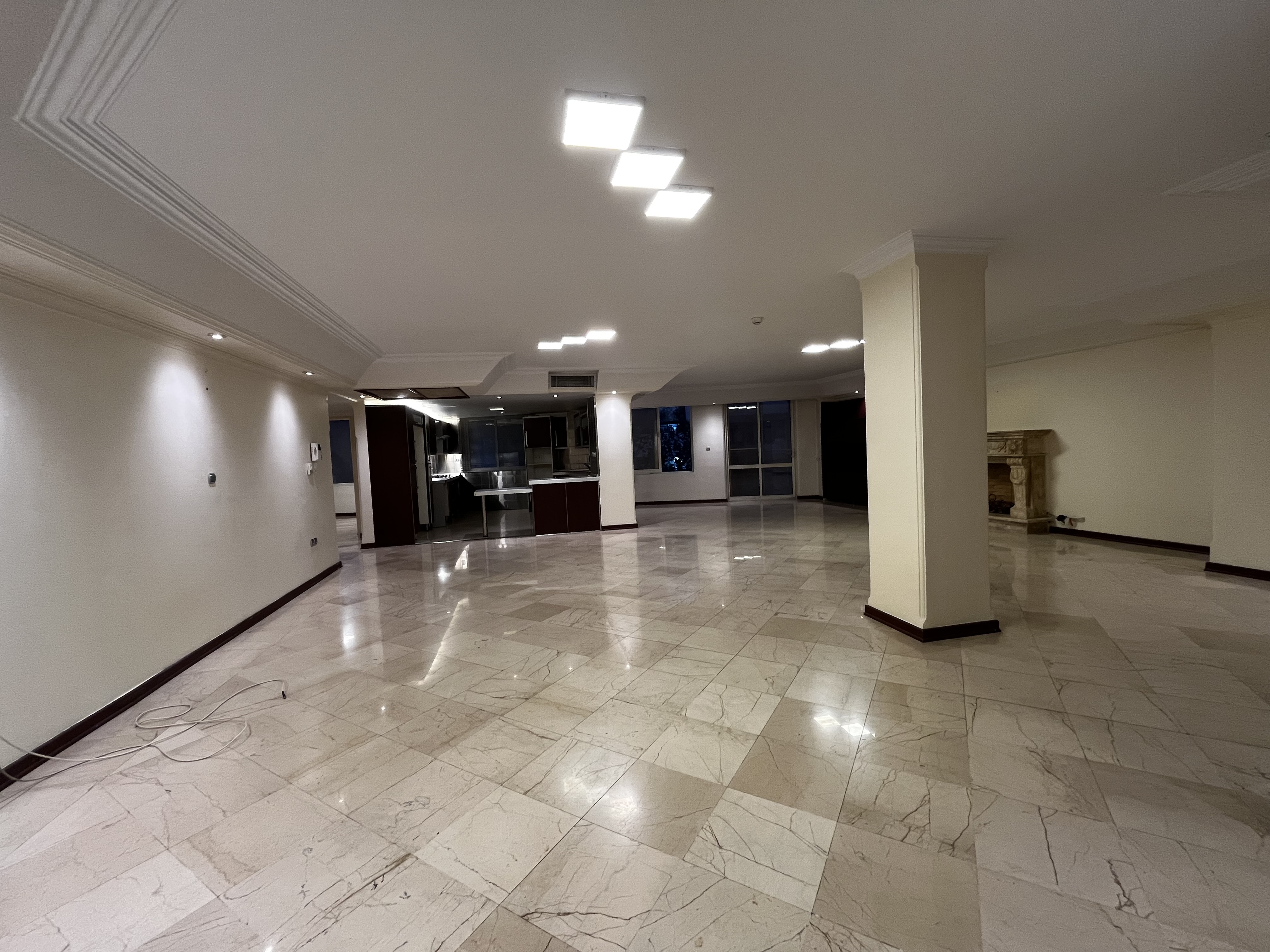 فروش آپارتمان 200 متر اقدسیه