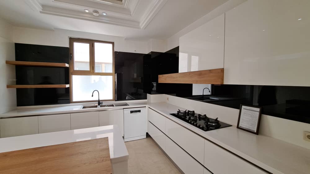 اپارتمان 250 متری تاپ لوکیشن