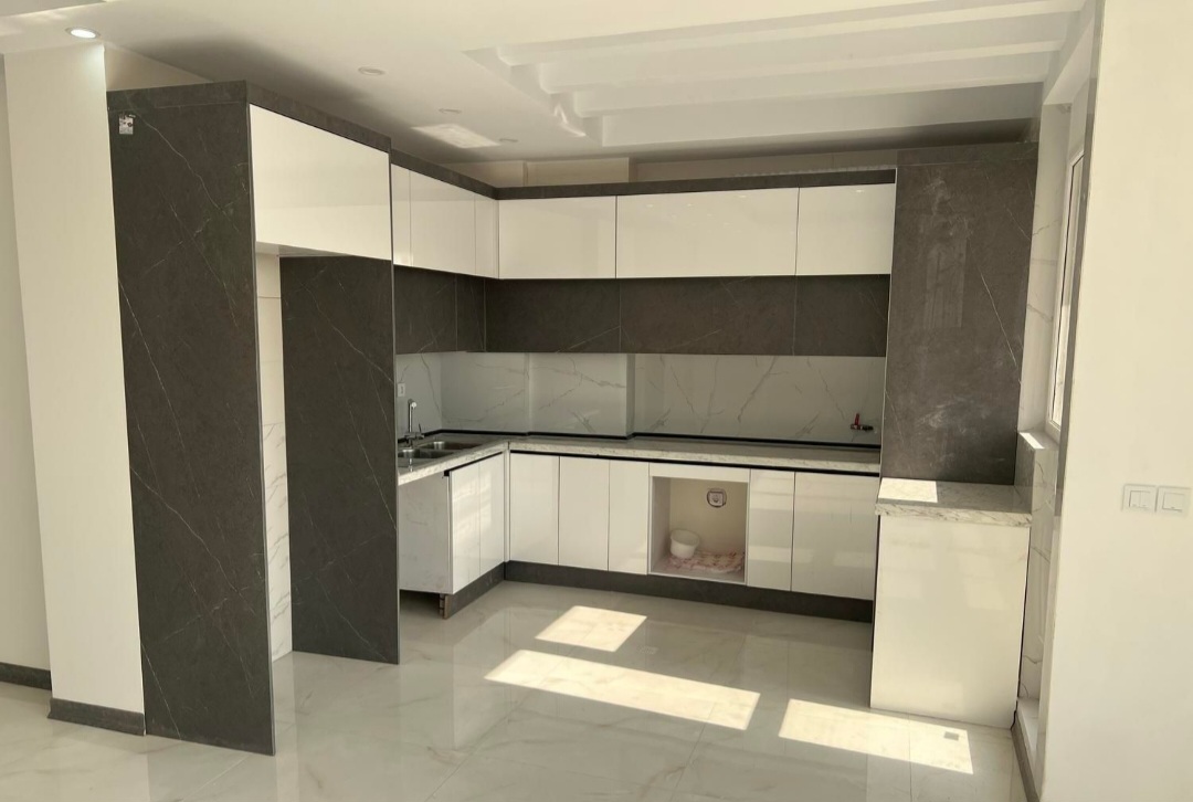 فروش آپارتمان 136 متر دردشت 3 خواب فول امکانات