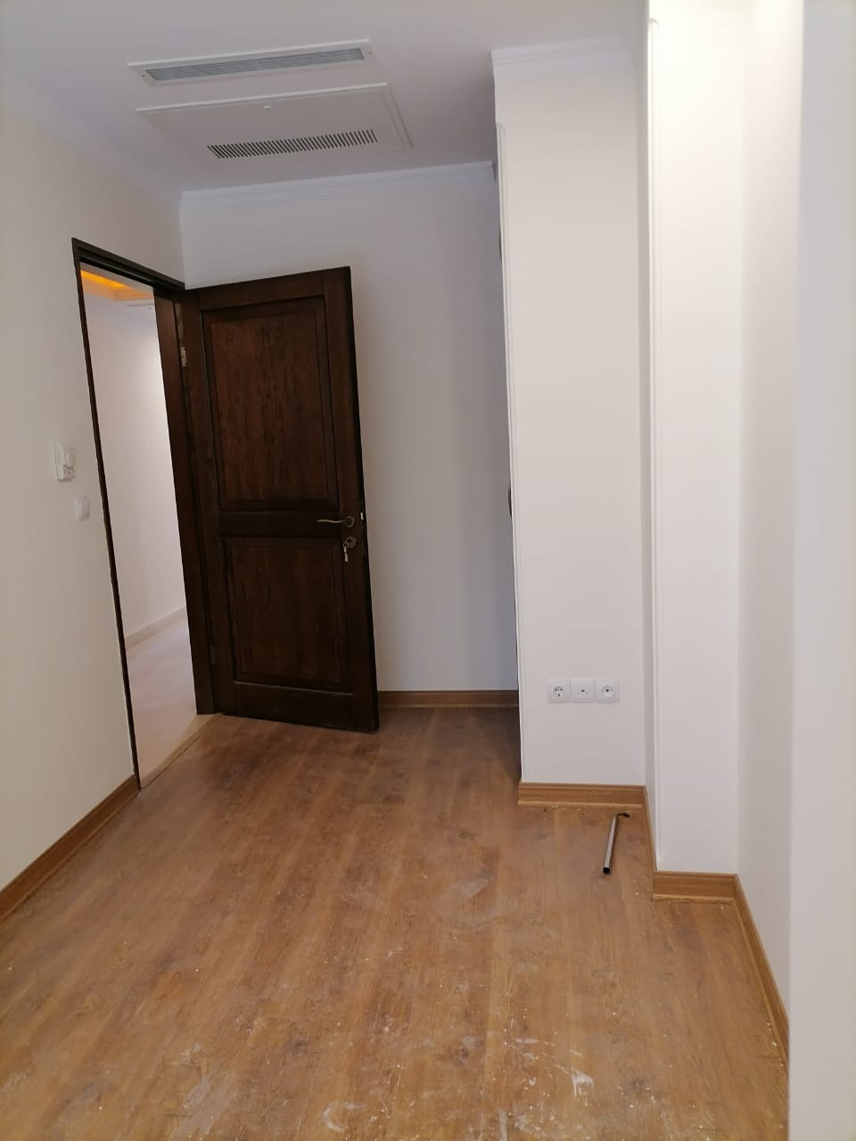 فروش آپارتمان 140 متر عطار دیباجی جنوبی