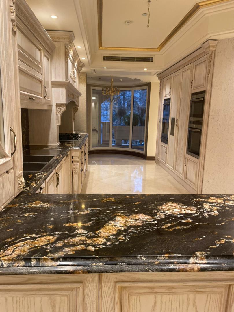 فروش آپارتمان  265متر فرمانیه 4 خواب تک واحدی نور جنوب