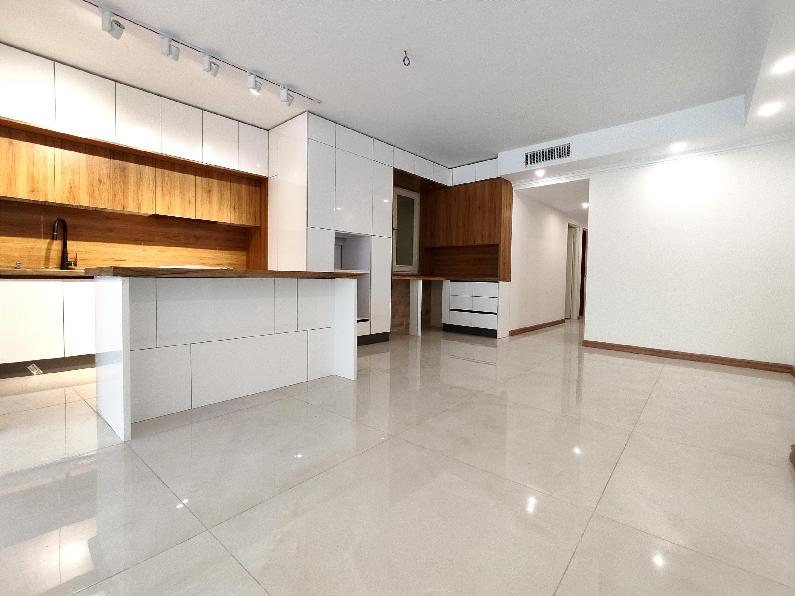 فروش آپارتمان 150 متری 3 خواب در نیاوران