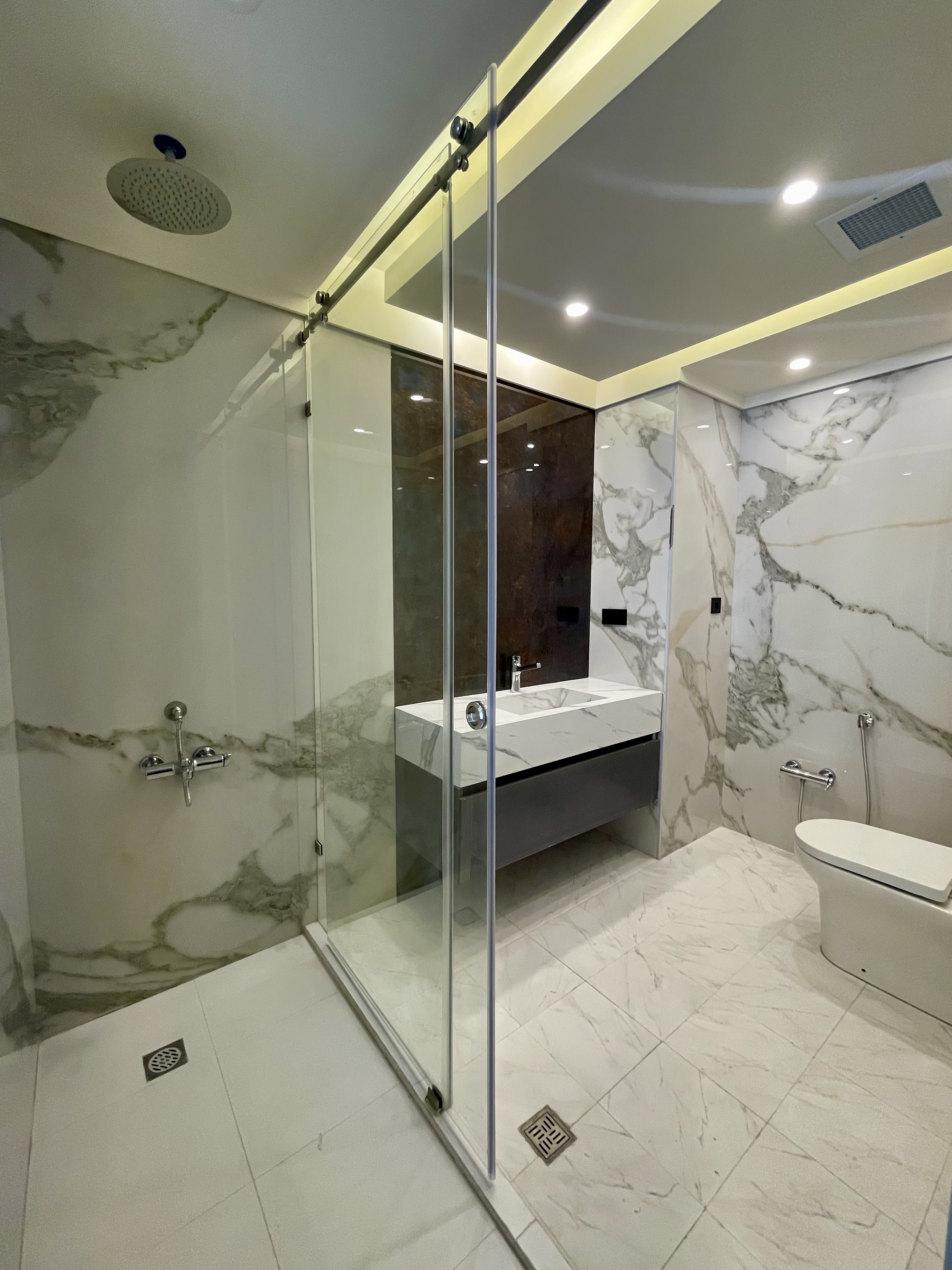 اجاره آپارتمان 225 متر فرمانیه لوکس مدرن سه خواب