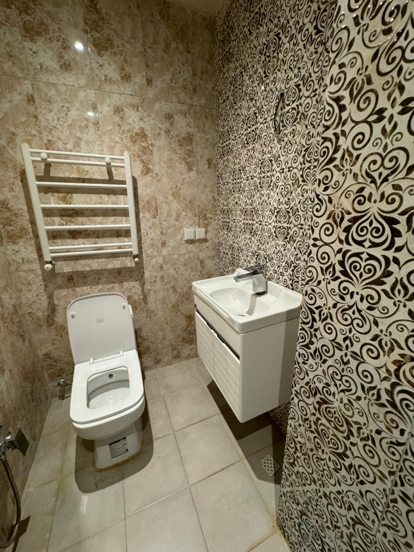 100 متر فول تراس چیدمان