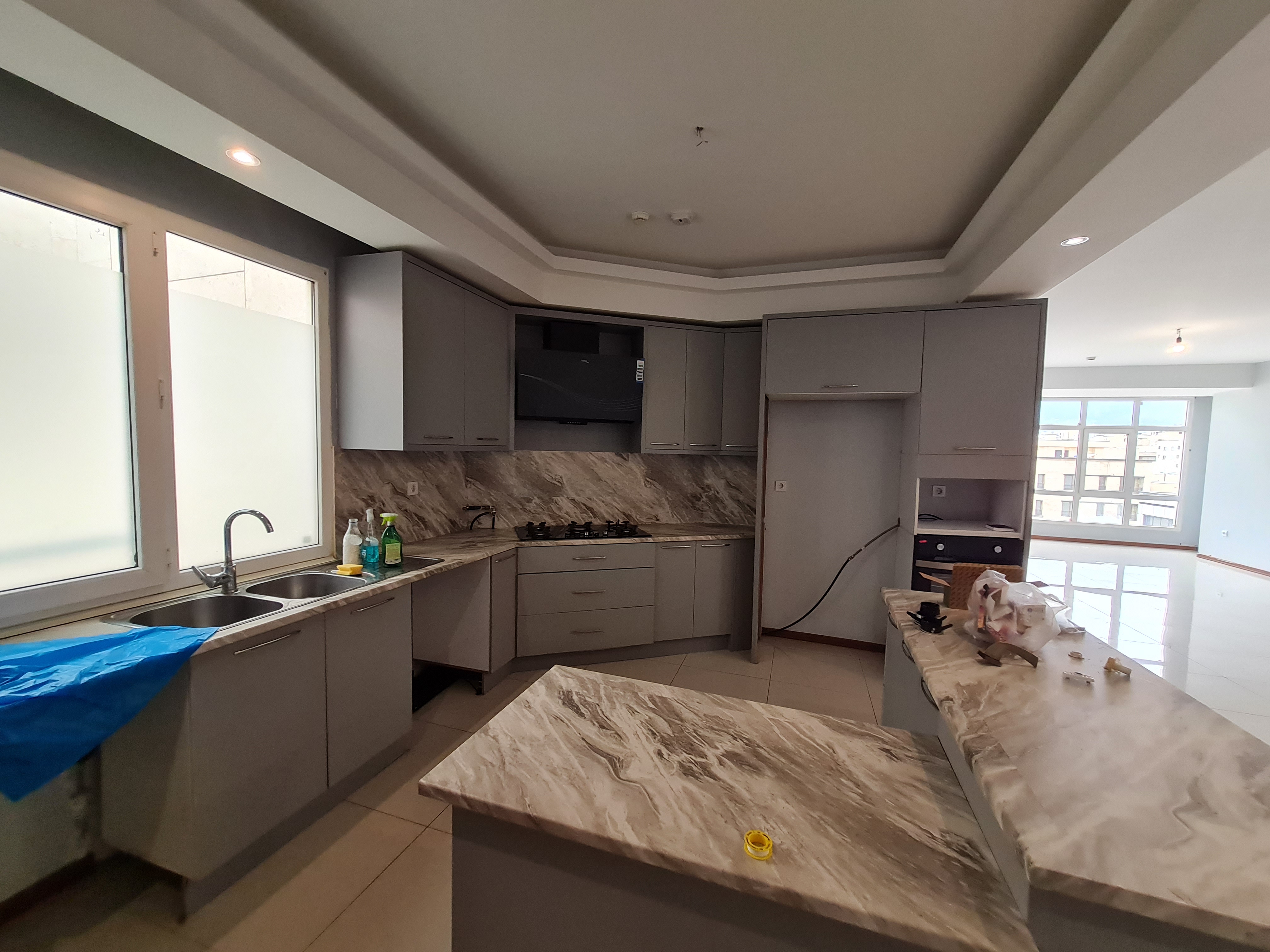 اجاره آپارتمان 135 متر جهانتاب تاپ لوکیشن