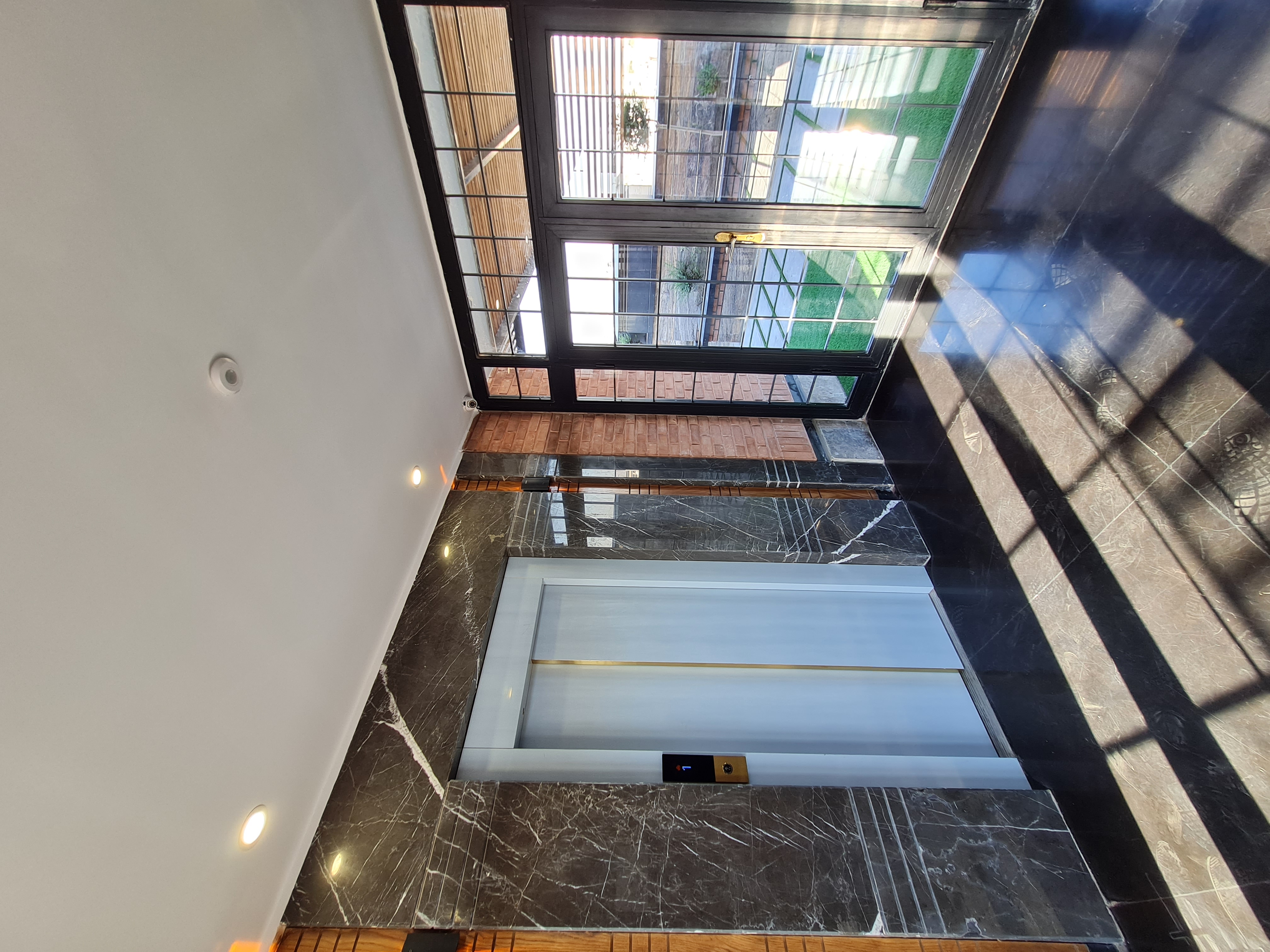 فروش آپارتمان 120 متر نیاوران یاسر