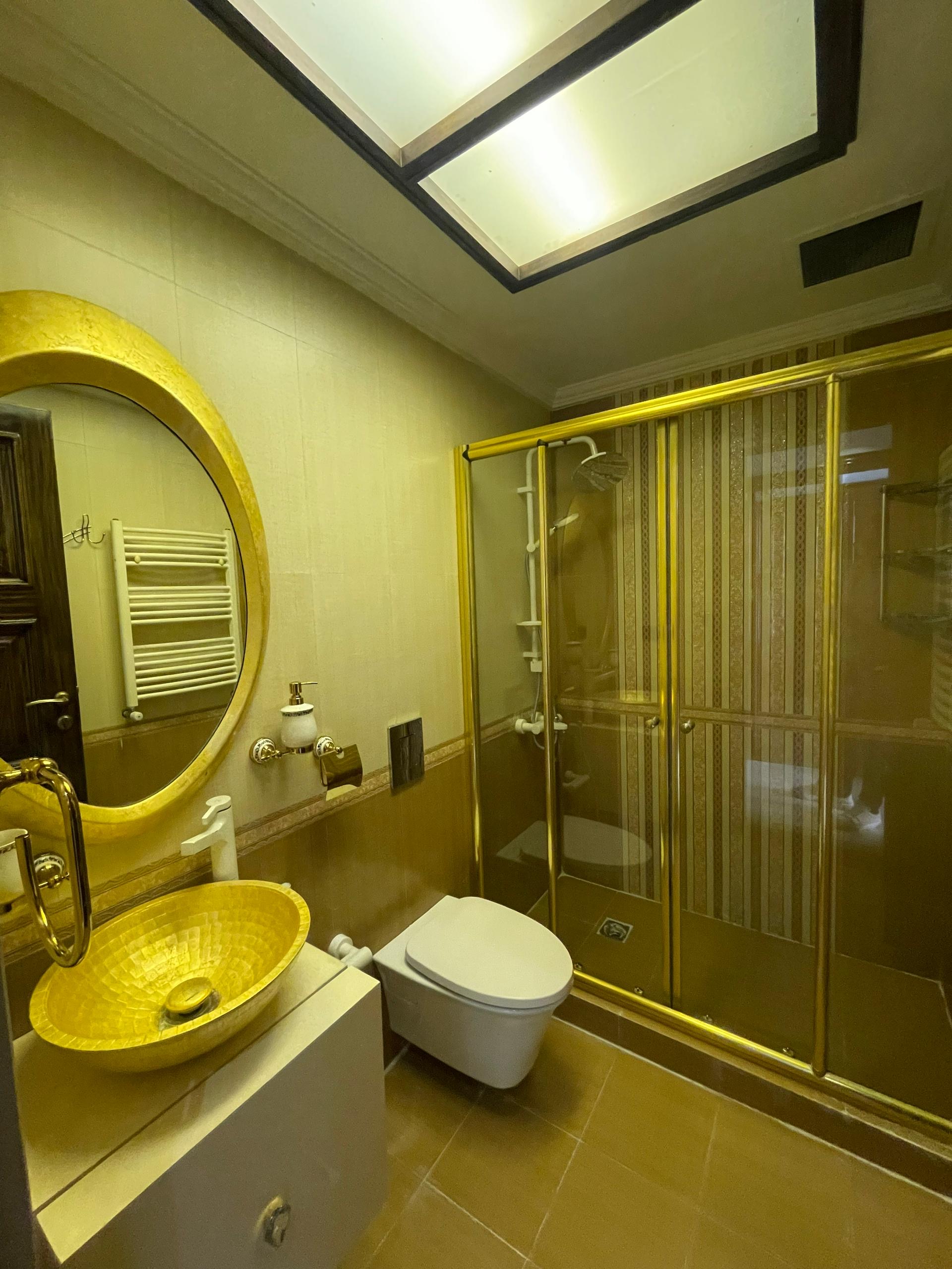 اجاره آپارتمان 200متر فرمانیه سه خواب پشت سفارت ایتالیا