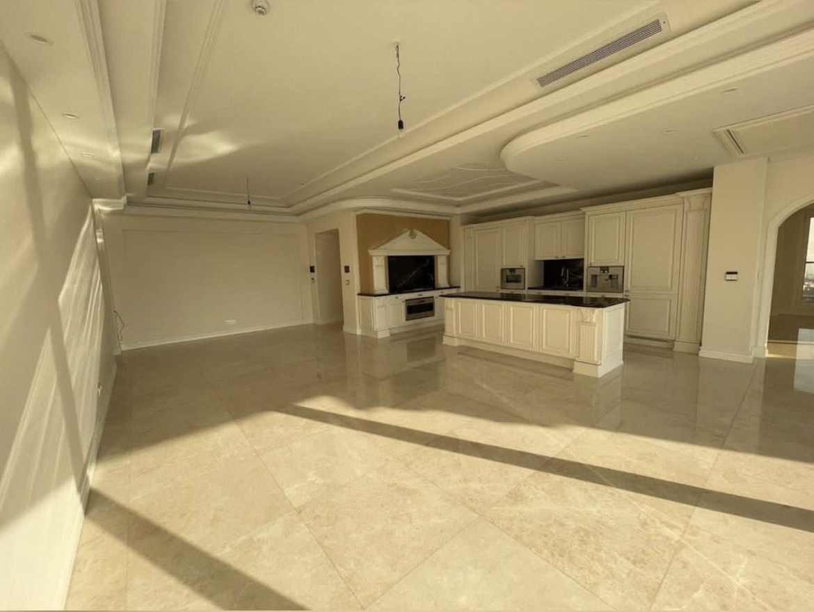 فروش آپارتمان 248 متر فرمانیه شرقی فول مشاعات