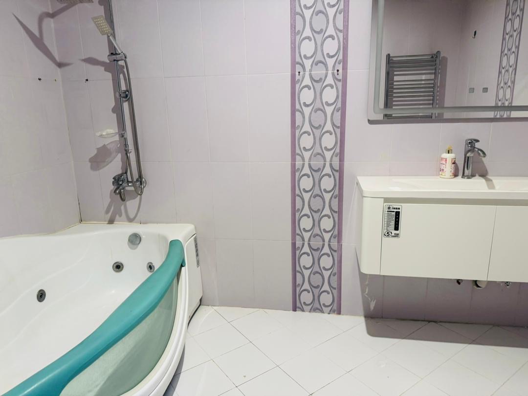 اجاره آپارتمان 210متر فرمانیه سه خواب تاپ لوکیشن