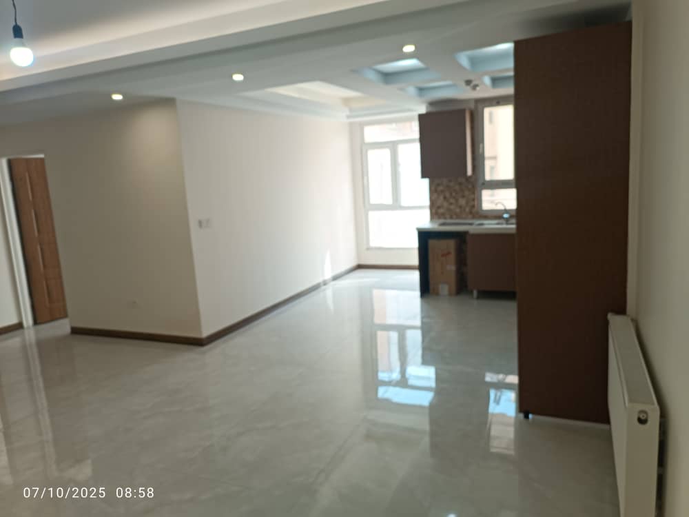 فروش آپارتمان 85متر نارمک فول امکانات کلید نخورده