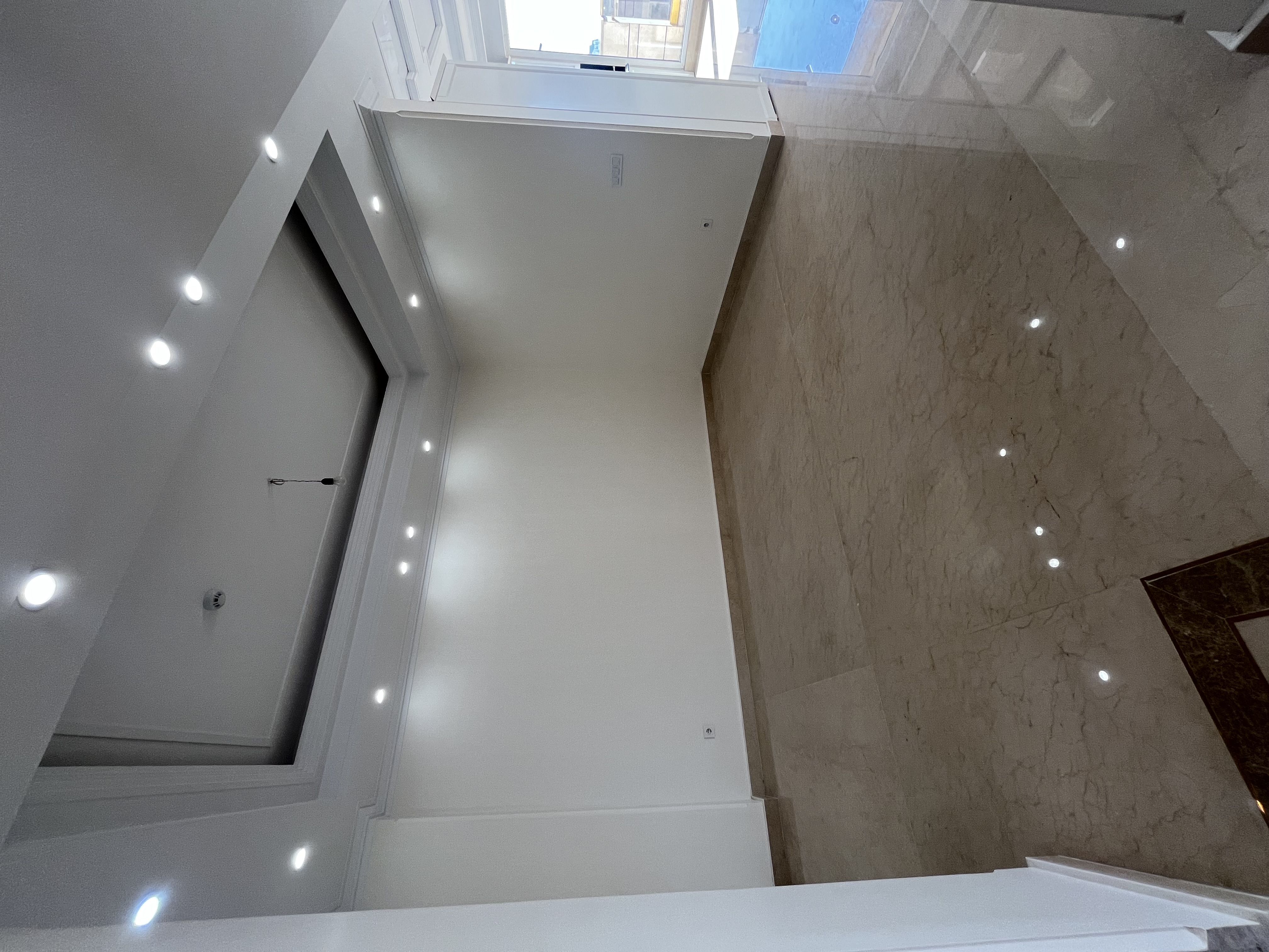 فروش آپارتمان 215 متر قیطریه  3 خواب مستر