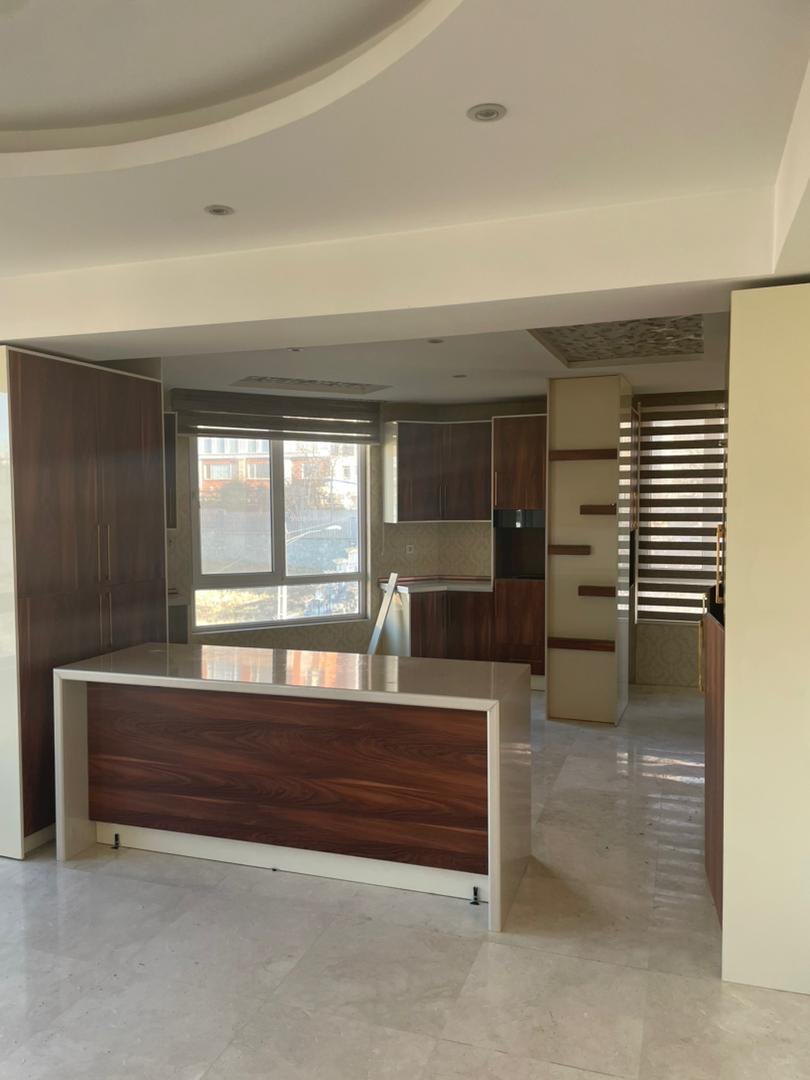 اجاره آپارتمان 200متر نیاوران