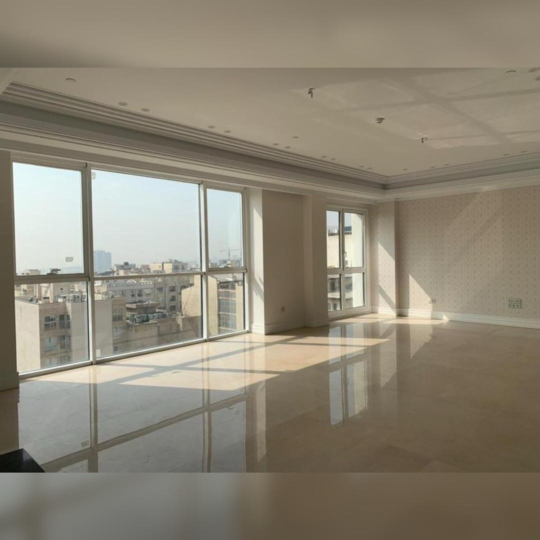 210متر فول مشاعات ویو کل شهر بدون مشرف نیاوران