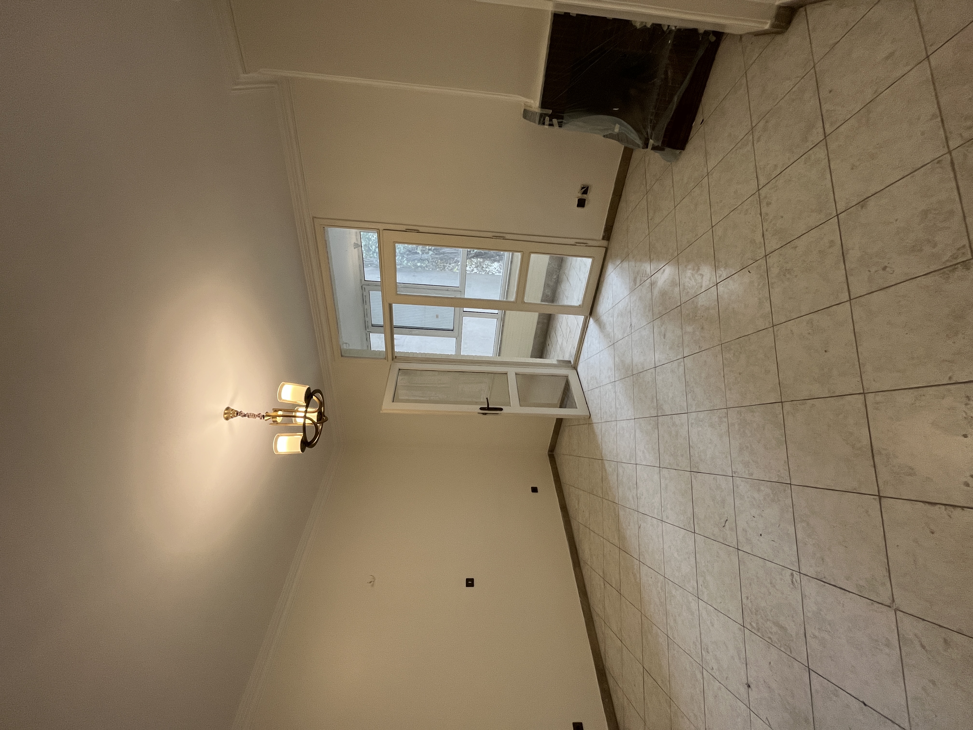 220 متر 3 خواب / 2 تراس / ویو مشجر