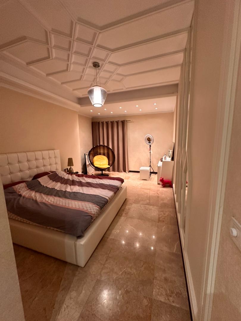 فروش اپارتمان 183متر فرمانيه غربى  تراس قابل چيدمان