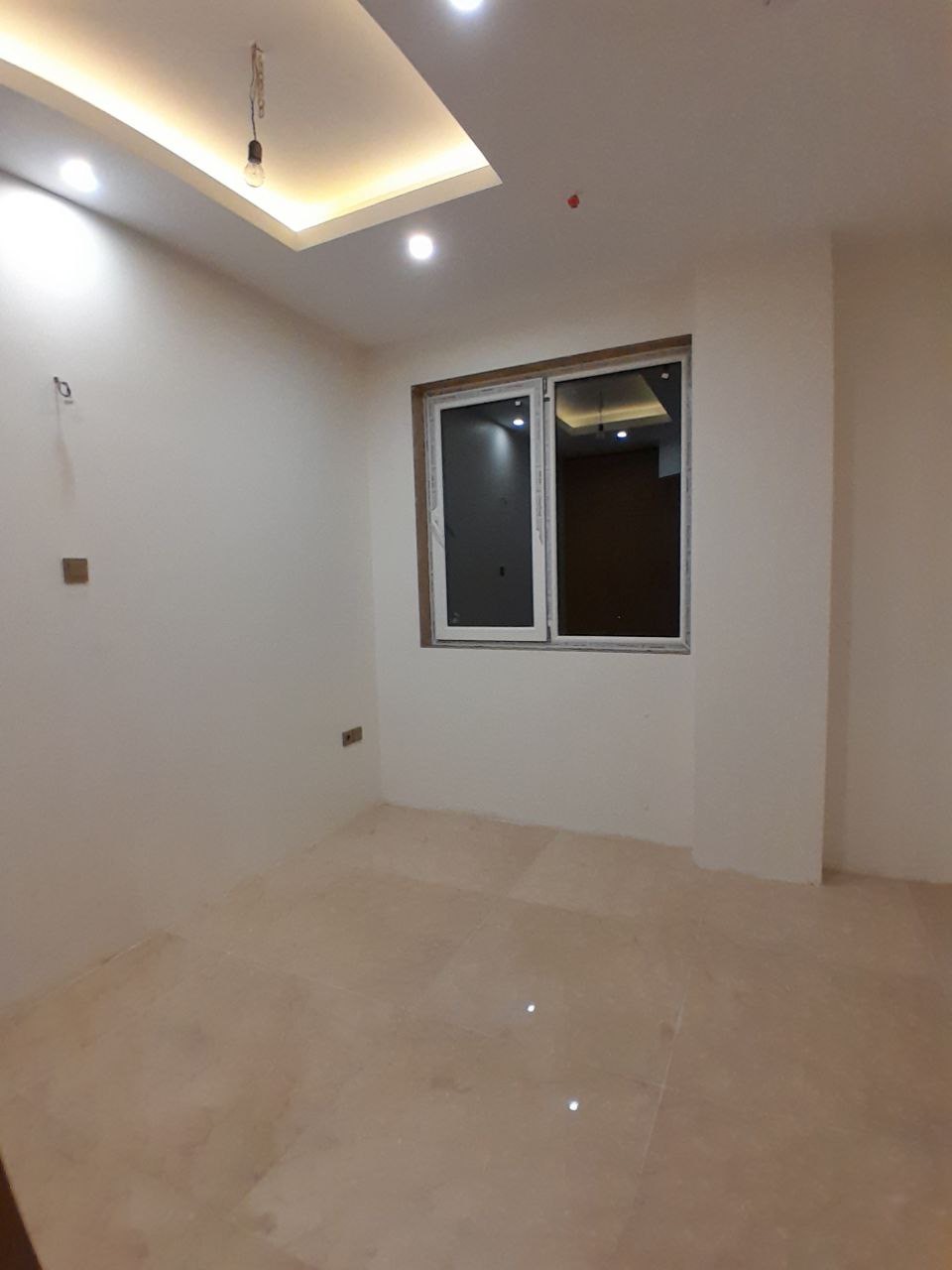 اجاره آپارتمان 260 متر جهانتاب دارای مشاعات ابی فعال