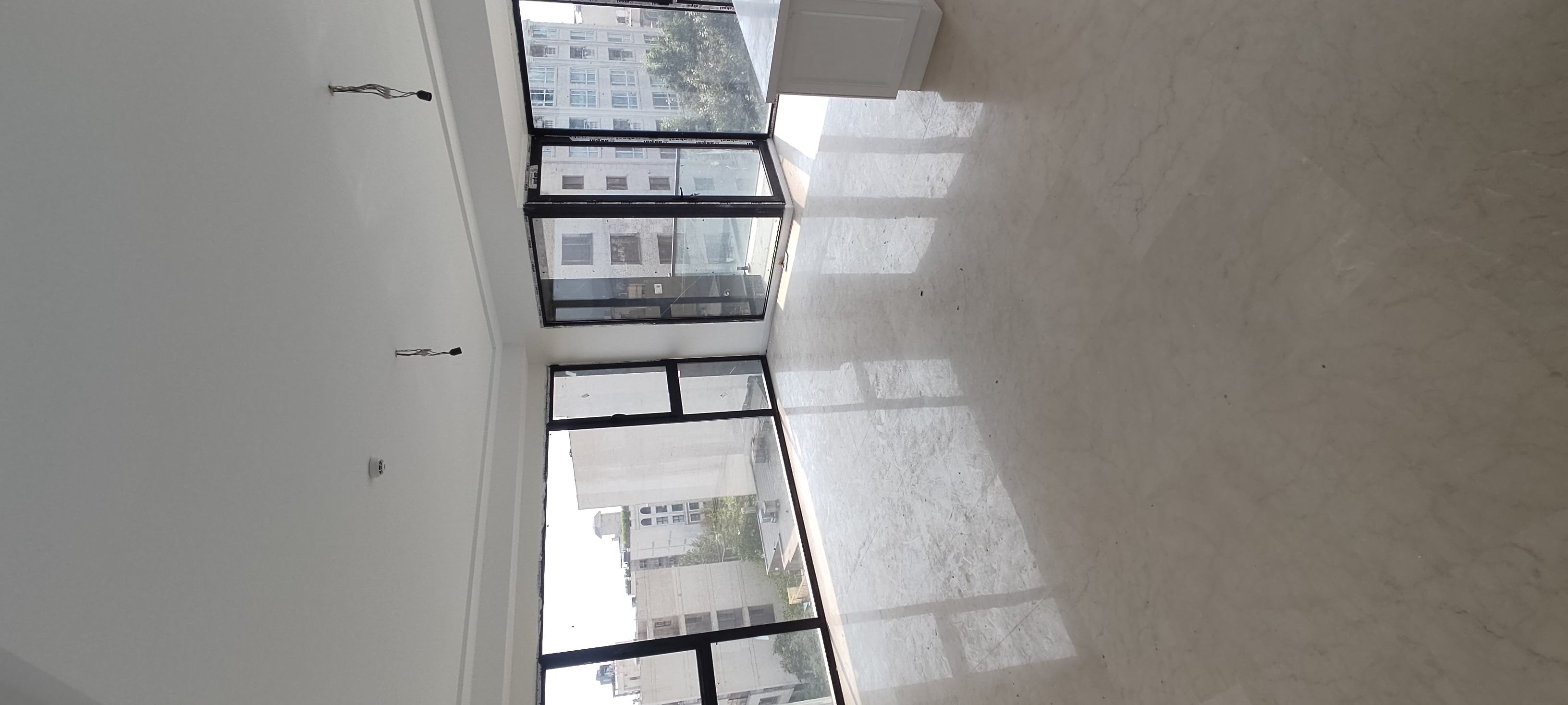 فروش آپارتمان 115 متر جهانتاب تاپ لوکیشن فول مشاعات