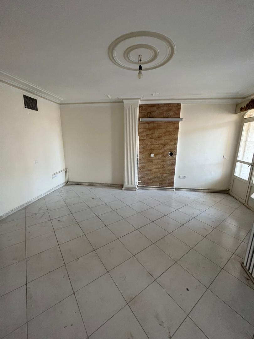 اجاره آپارتمان 65 متر هفت حوض فول بازسازی پارکینگ دار