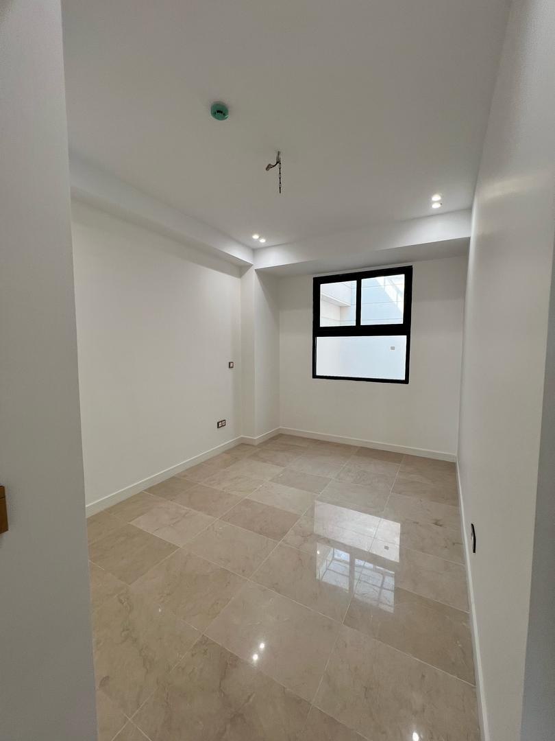 فروش آپارتمان 160 متر جهانتاب نوساز کلید نخورده