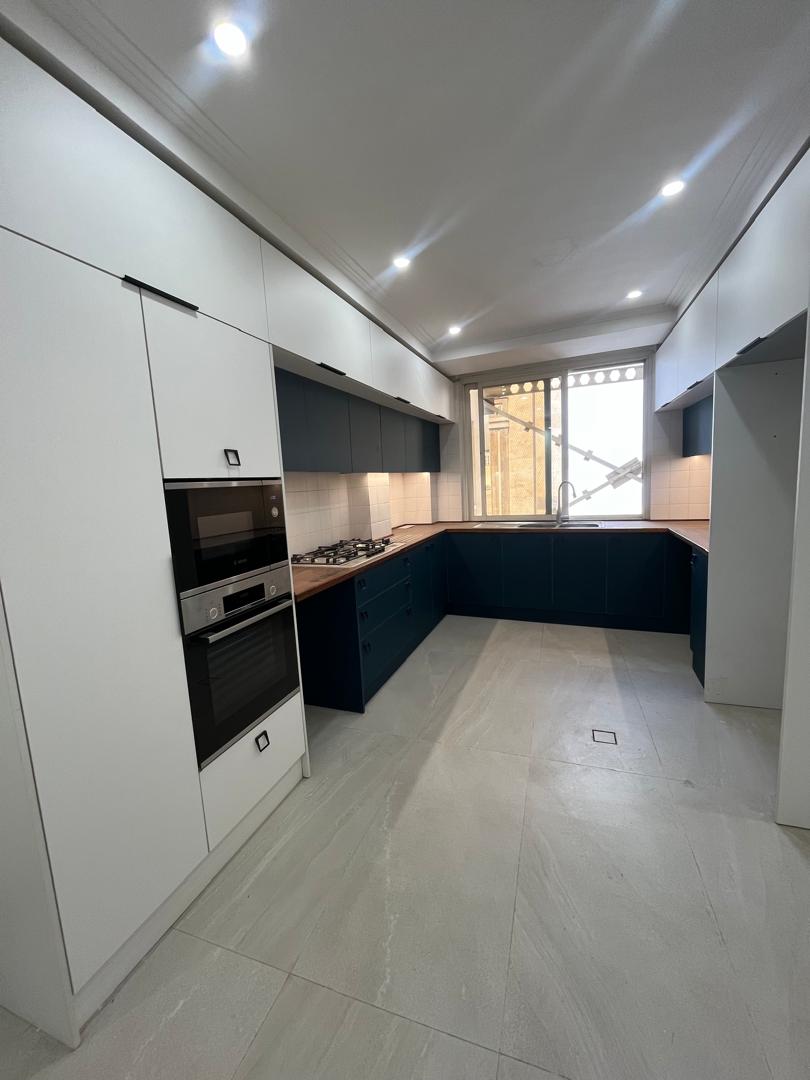 فروش آپارتمان 150 متر 3 خواب در اندرزگو