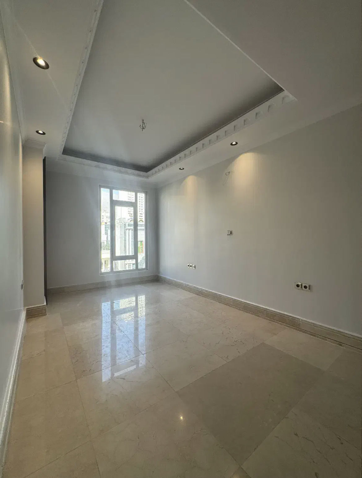 فروش آپارتمان 175متر فرمانیه 4پارکینگ سندی