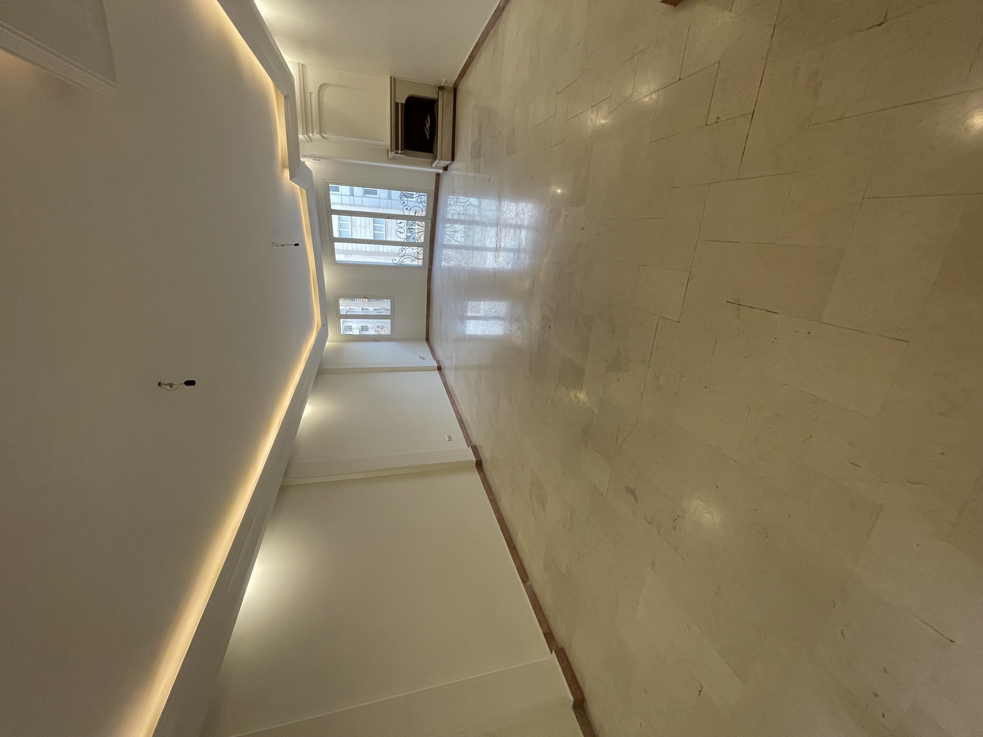 فروش اپارتمان 160متر اندرزگو 3خواب ١مستر