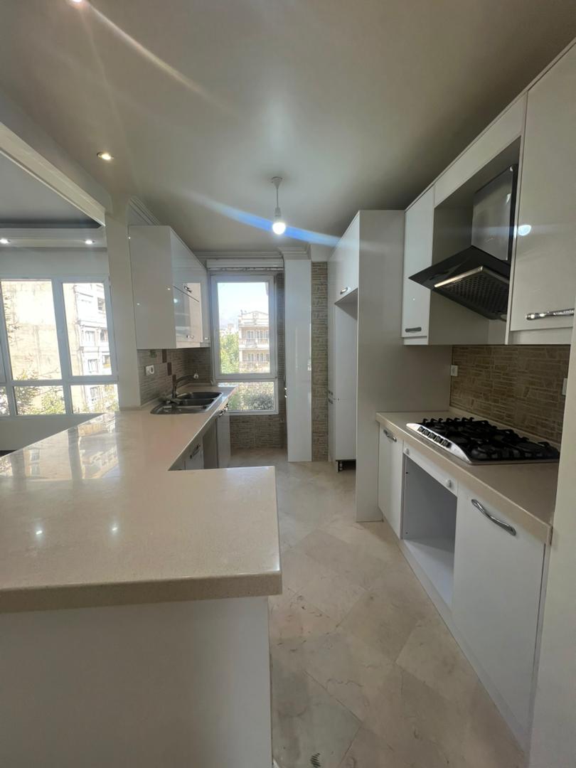 فروش آپارتمان 100 متر اندرزگو 2 خواب