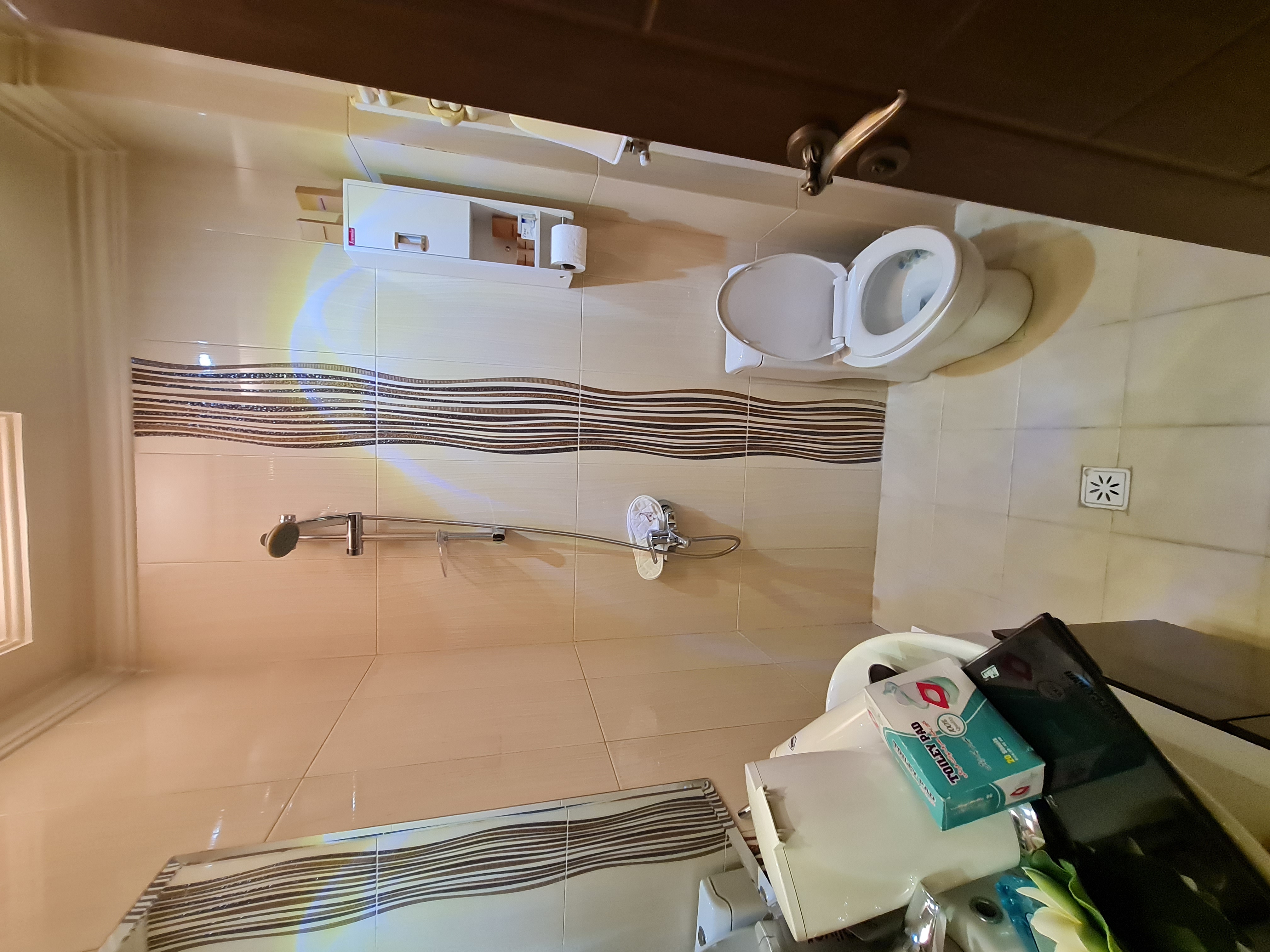 فروش آپارتمان 170 متر تاپ لوکیشن جهانتاب