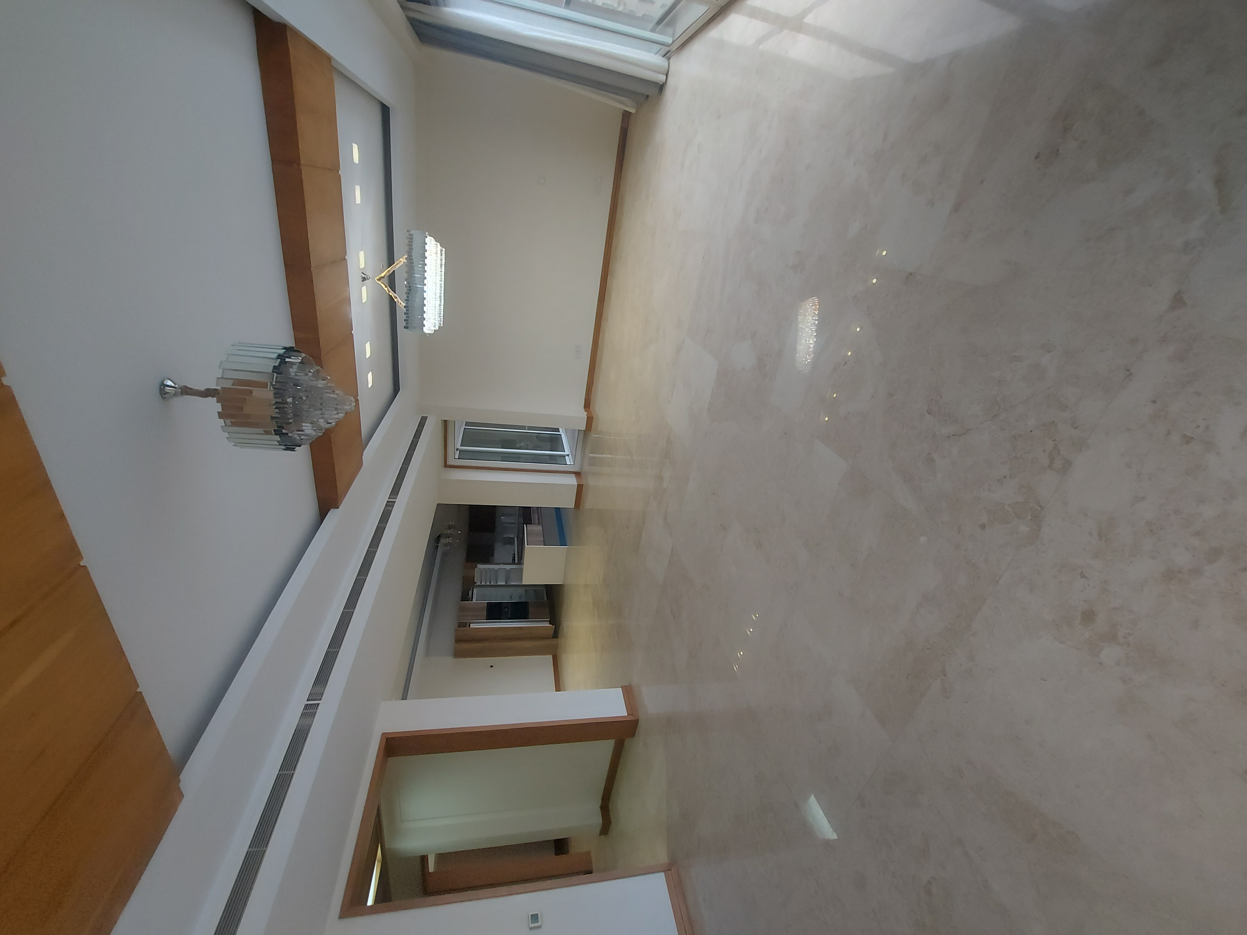 فروش برج باغ 190متر 3خواب فول بازسازی سه جهت نور و ویو