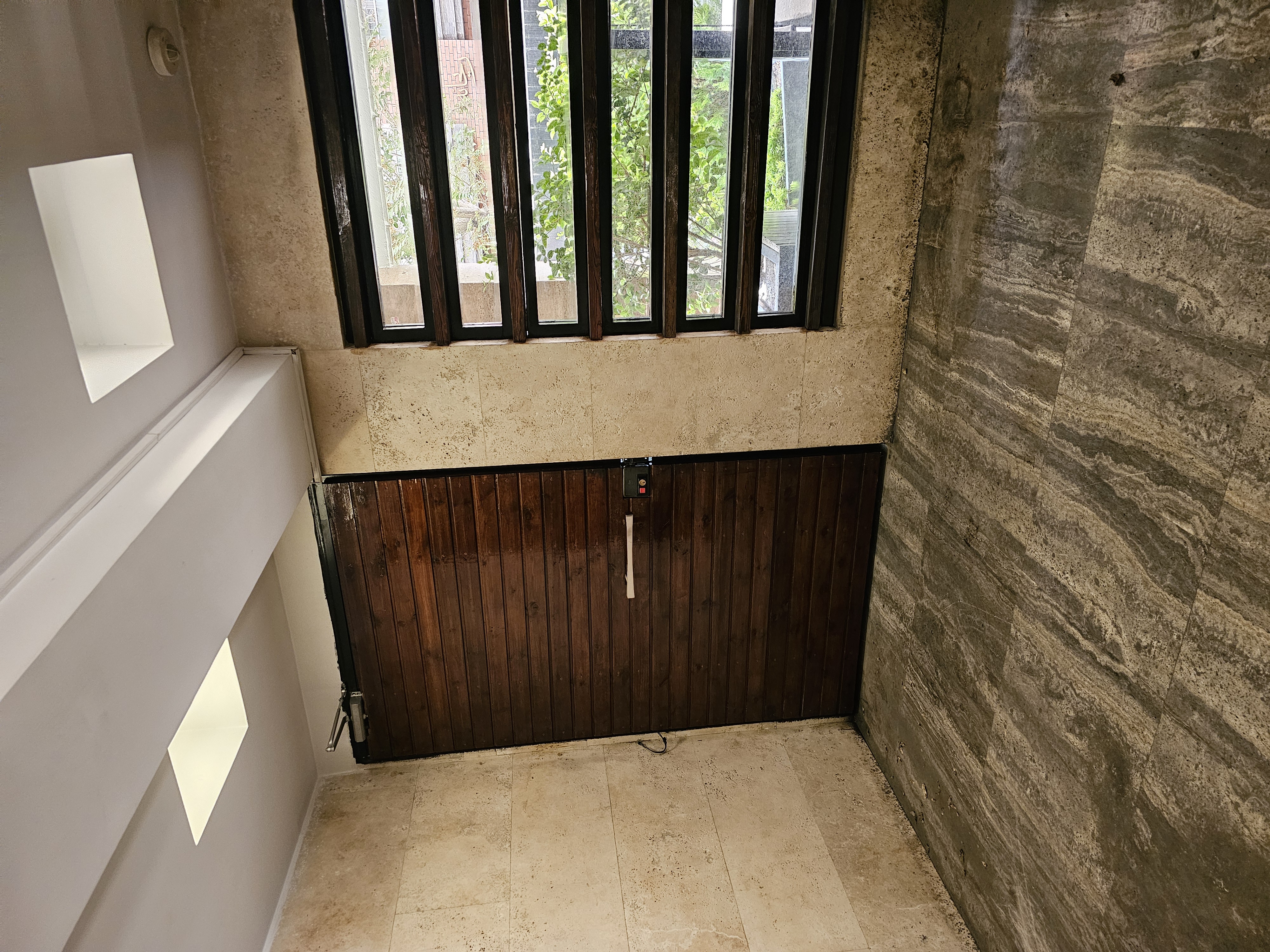 فروش آپارتمان 200 متر نیاوران مریم