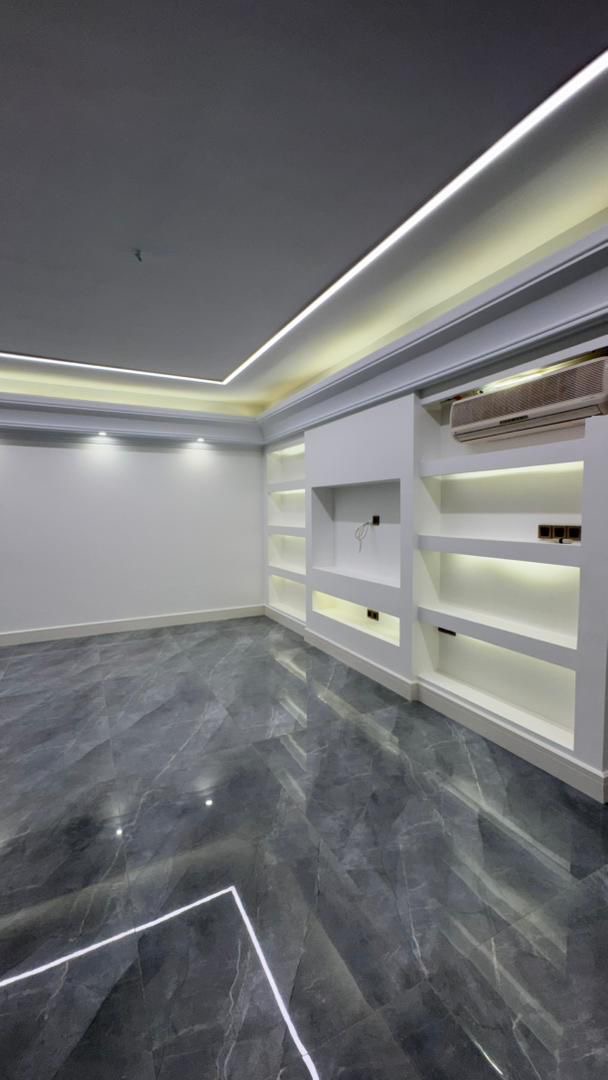 فروش‌ آپارتمان 206متر نیاوران 2 پارکینگ