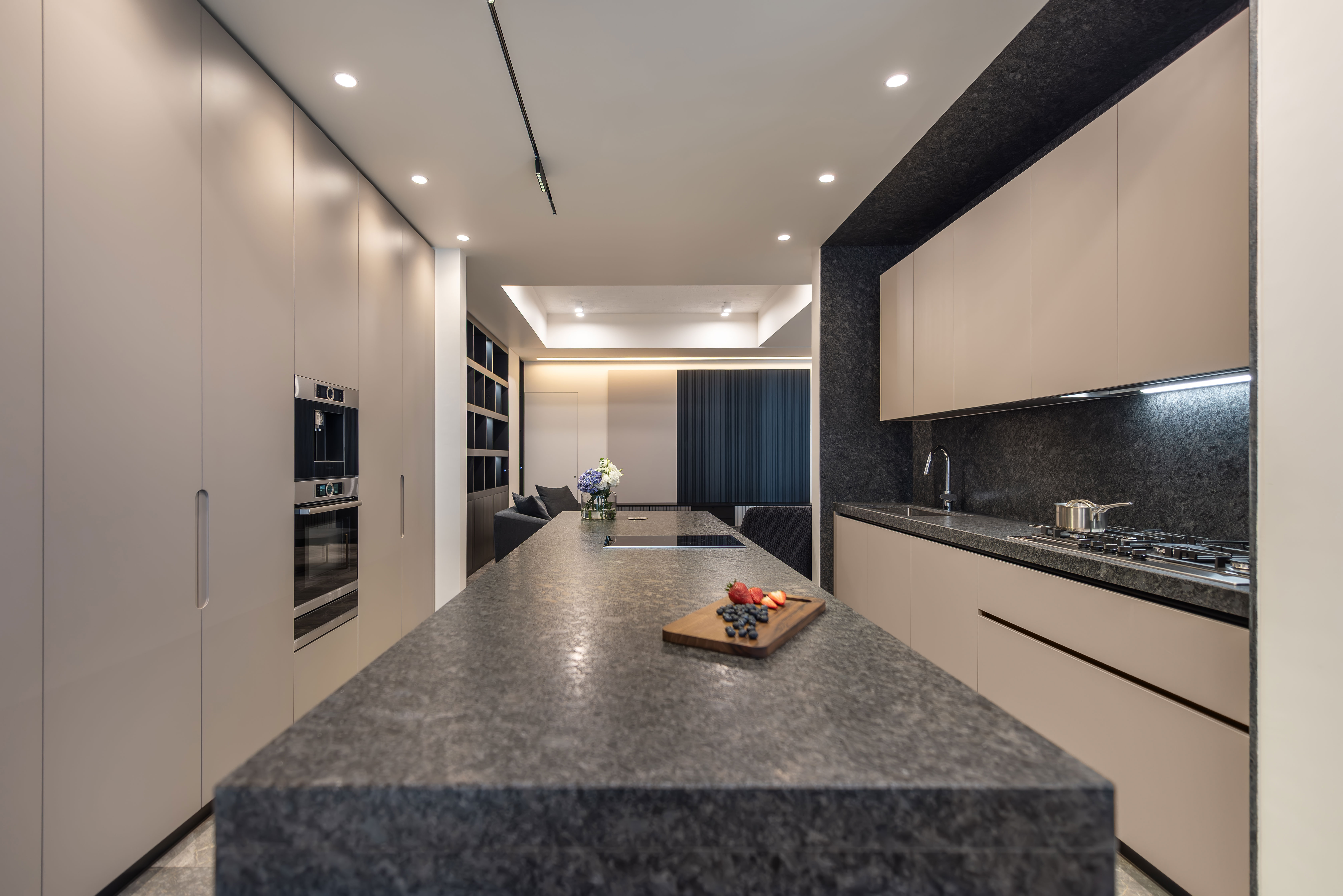 فروش آپارتمان 130 متر آجودانیه نوساز مدرن