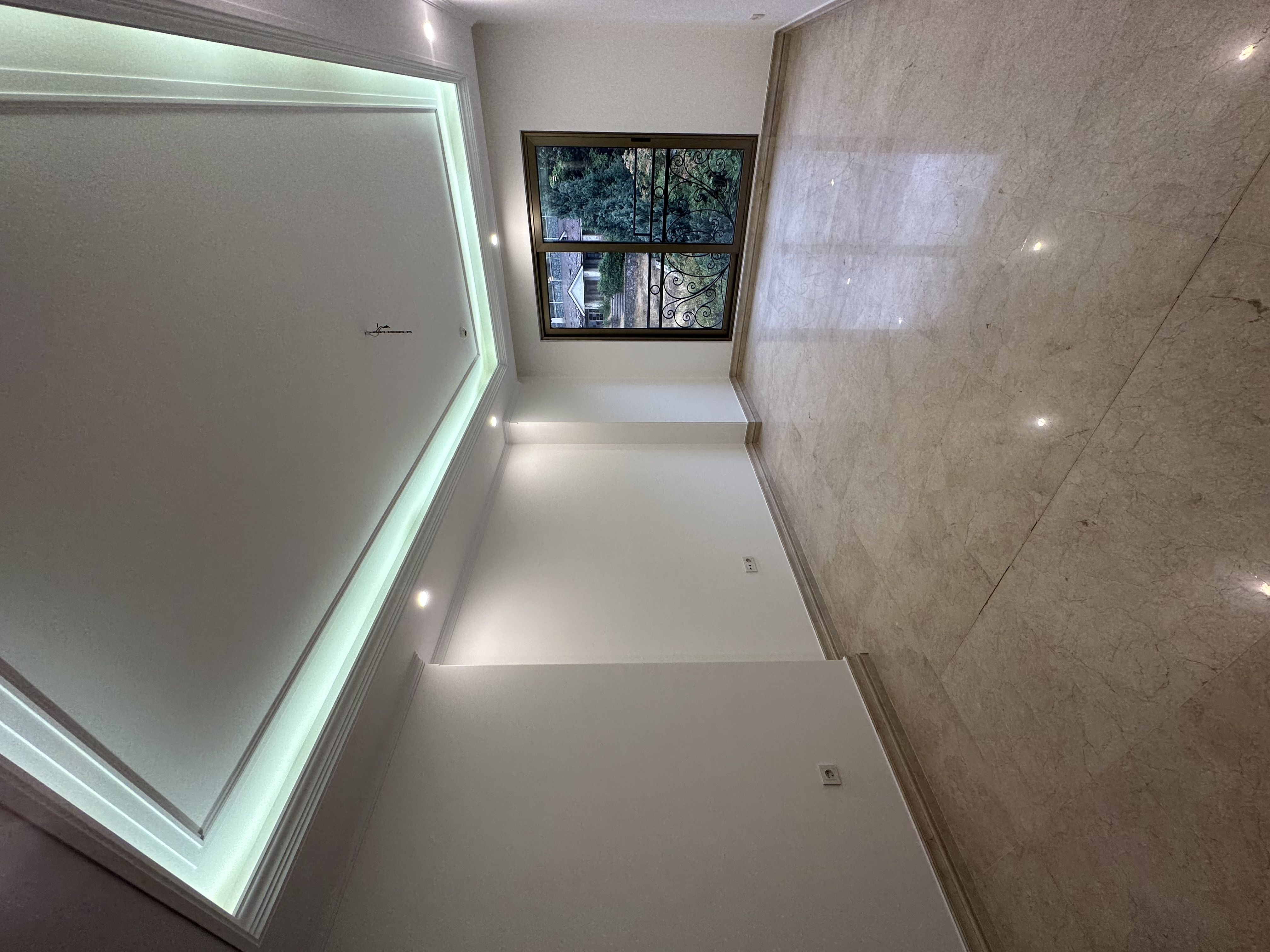 فروش آپارتمان 260متر نیاوران