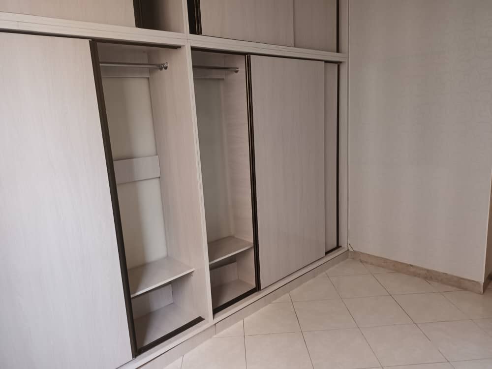 فروش آپارتمان 100متر نیاوران 2خواب