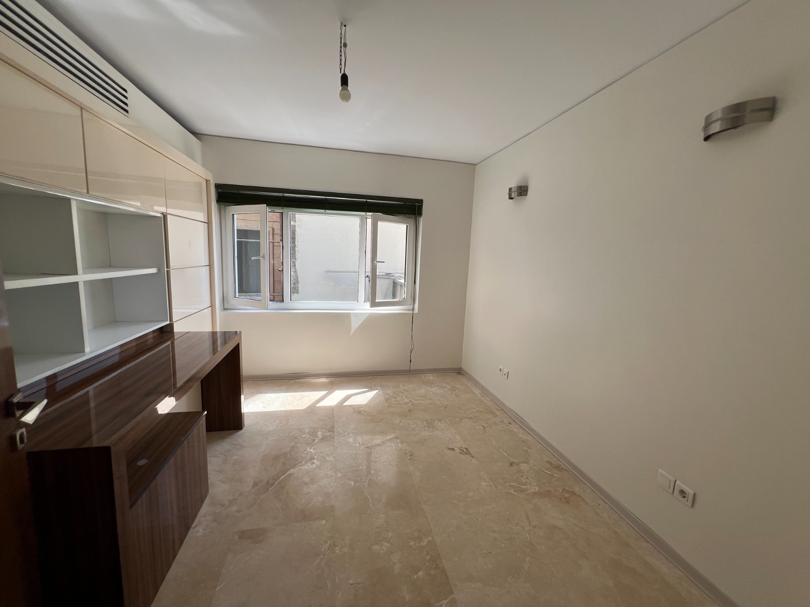 اجاره اداری 180متر قیطریه