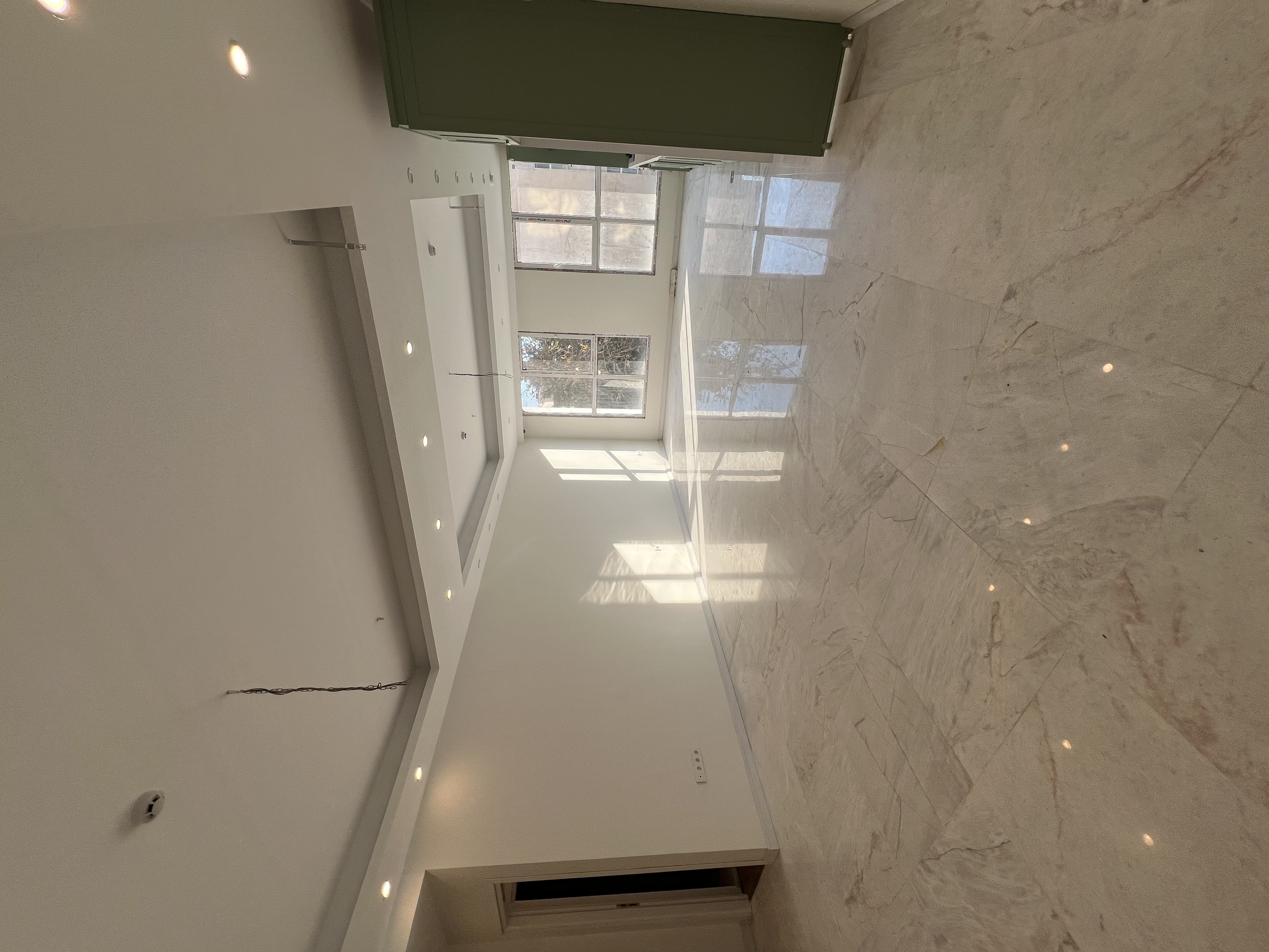 فروش اپارتمان 130 متر آپارتمان لاکچری غرق نور