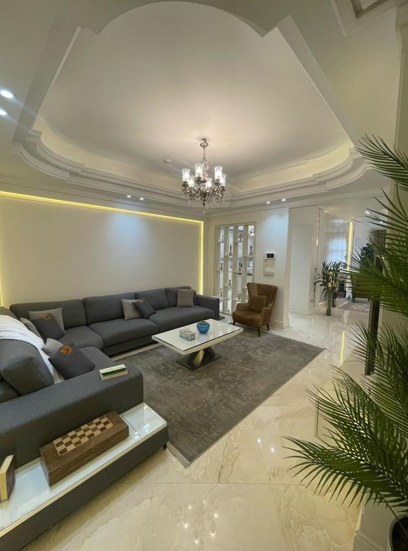 فروش آپارتمان 250 متر نیاوران سه خواب فول مشاعات