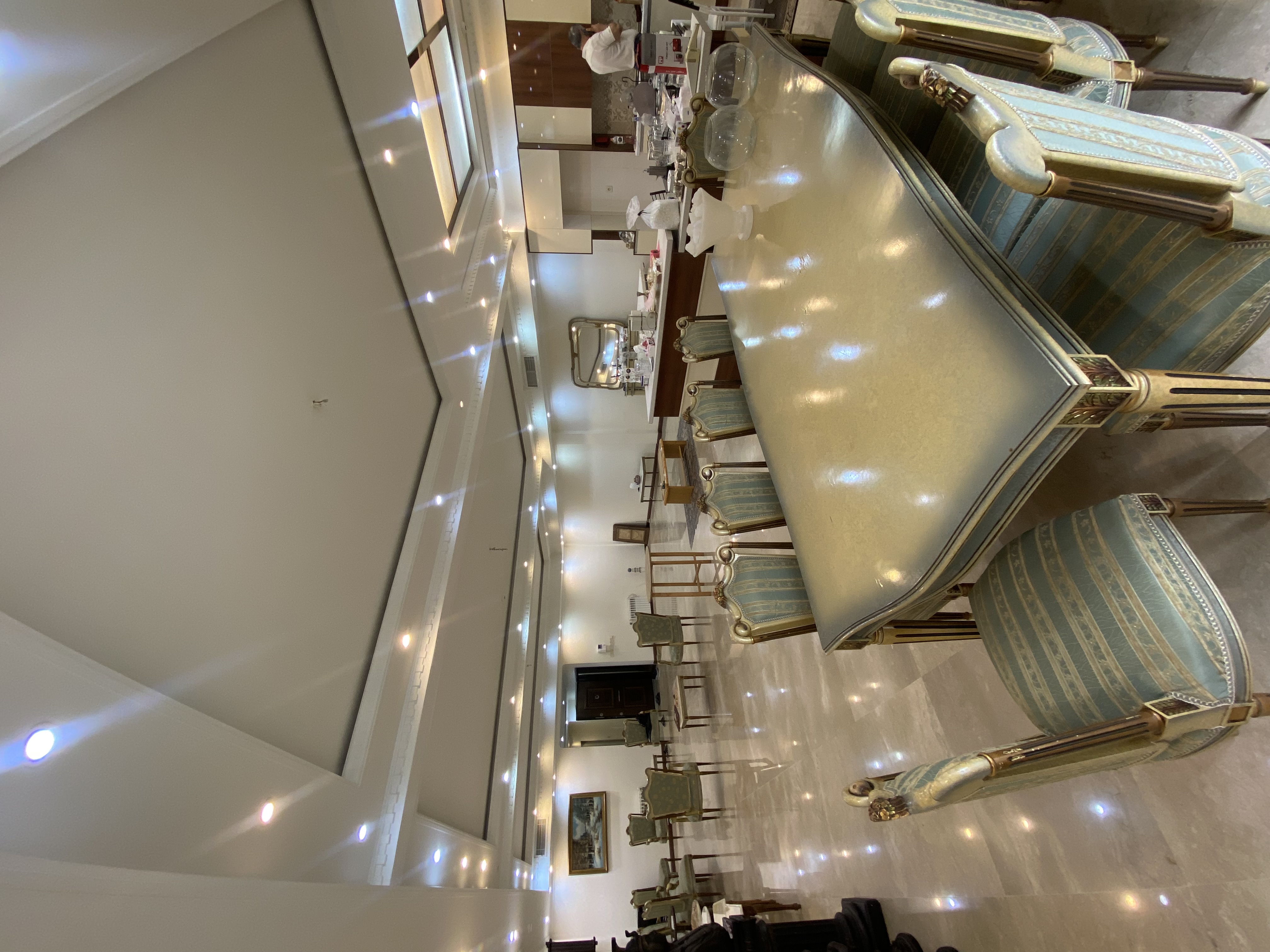 فروش اپارتمان 180 متری در نیاوران