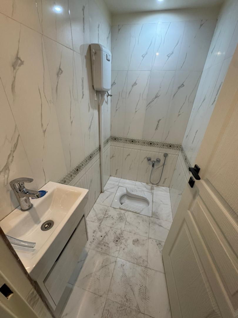 رهن و اجاره اپارتمان 80 متری 2خوابه فول امکانات