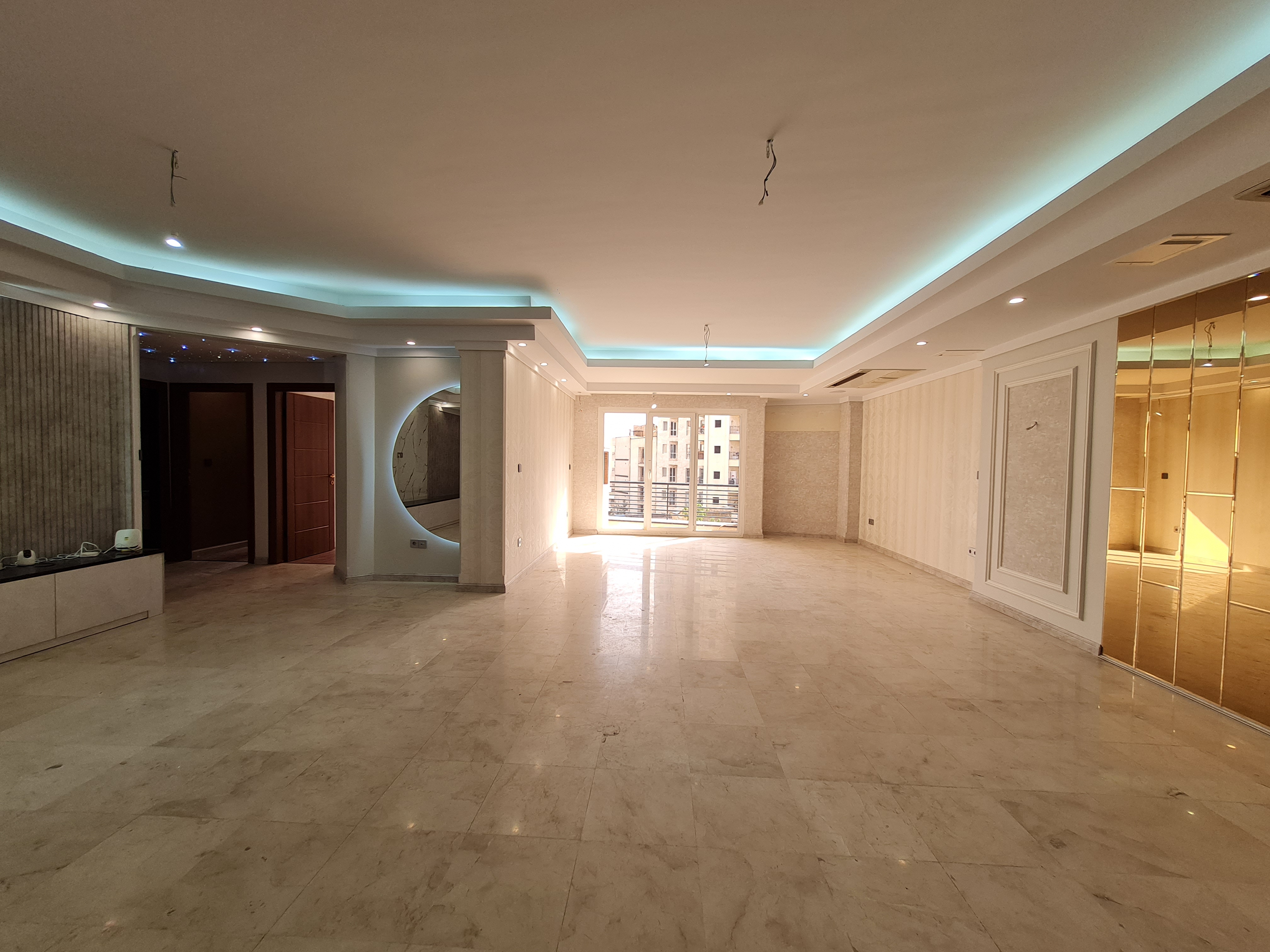 فروش آپارتمان 200 متر تاپ لوکیشن دروس